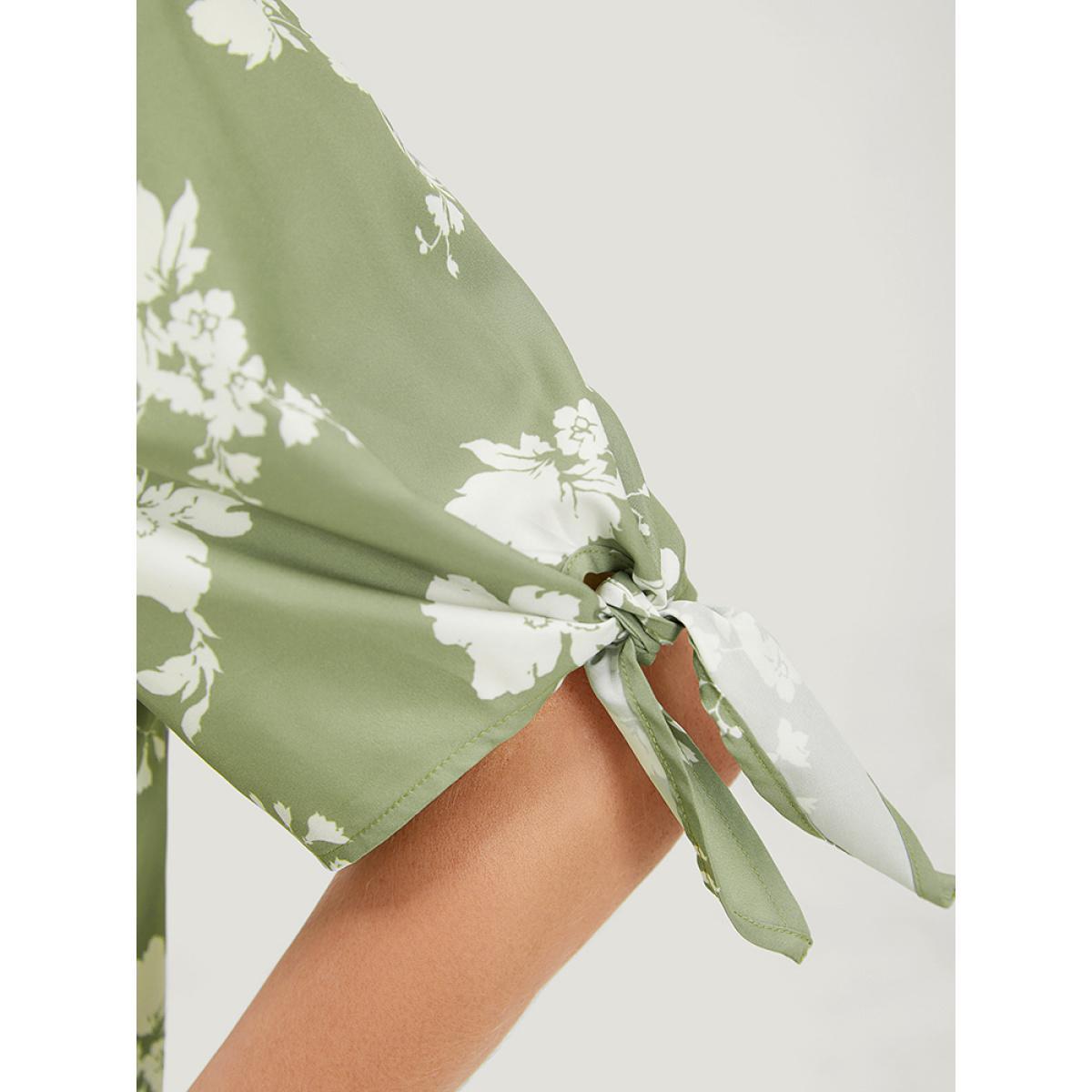 Plus Size Mint Floral Knot Sleeve V Neck Blouse Women Elegant Short sleeve V-neck Dailywear Blouses BloomChic 30/6X Product Image