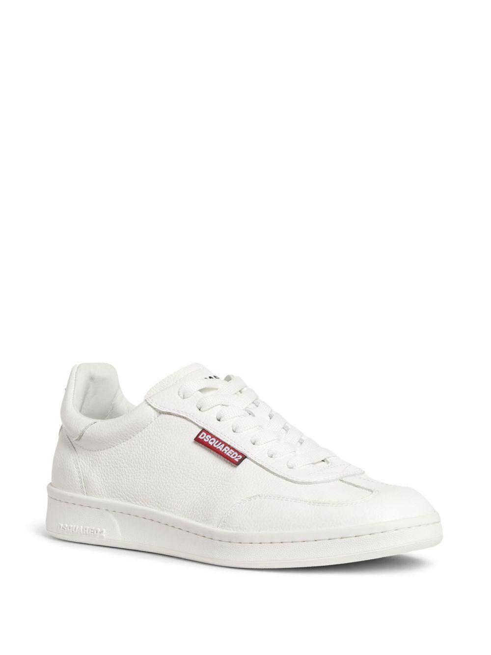 logo-tag leather sneakers Product Image