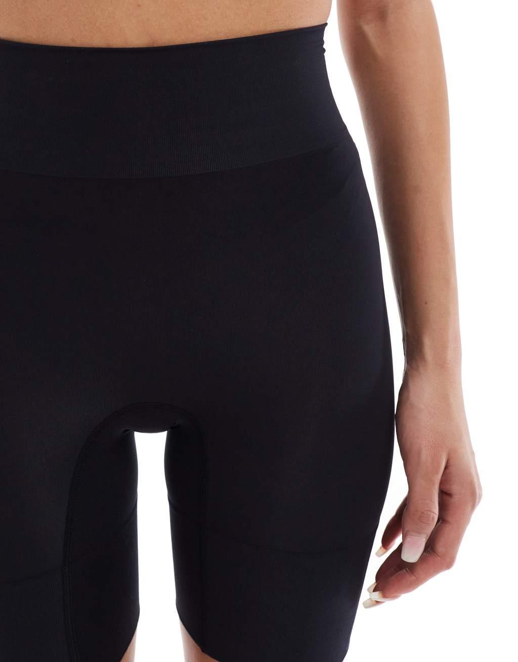 Dorina Essensual smoothing mid waist anti chafing shorts in black   Product Image