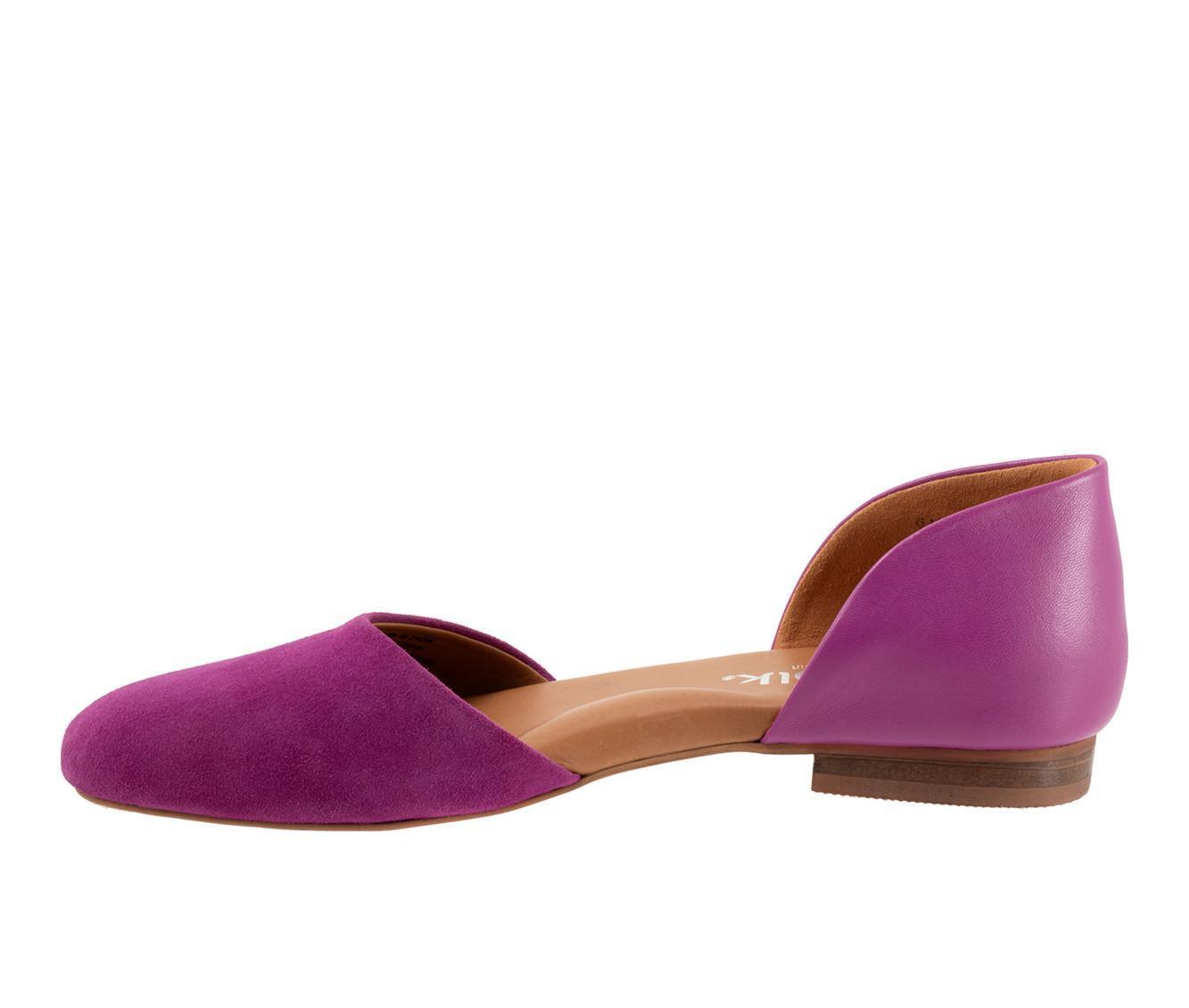 Women's Softwalk Kamari Flats Product Image