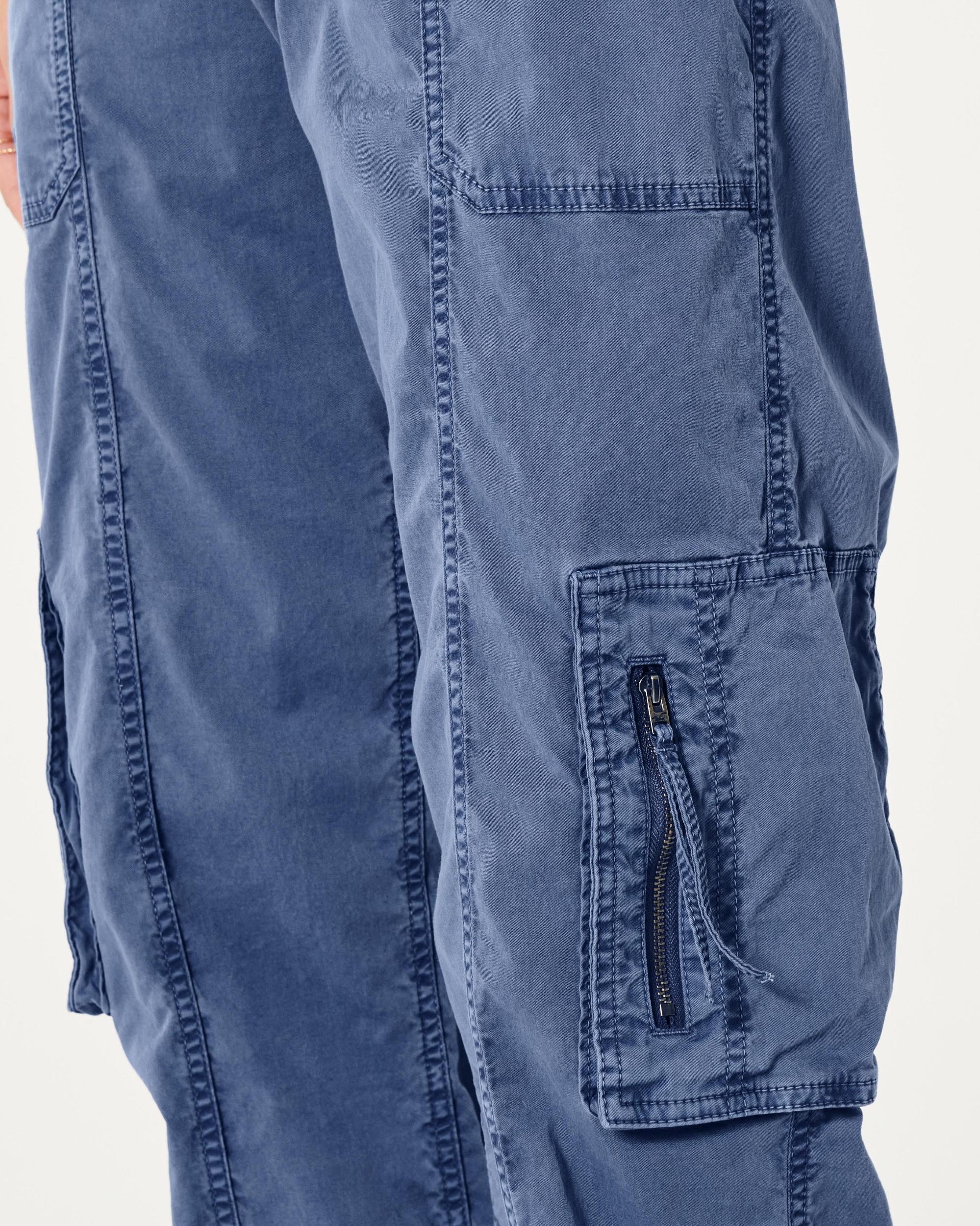 Low-Rise Baggy Zipper Pocket Cargo Pants Product Image