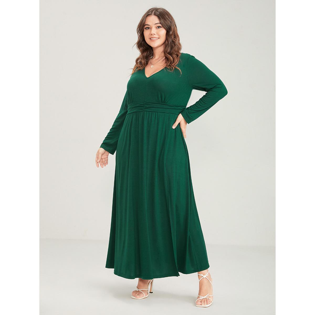 Plus Size Solid Deep V Neck Gathered Pocket Split Maxi Dress Green Women Elegant Pocket Deep V-neck Long Sleeve Curvy Long Dress BloomChic 10/M Product Image