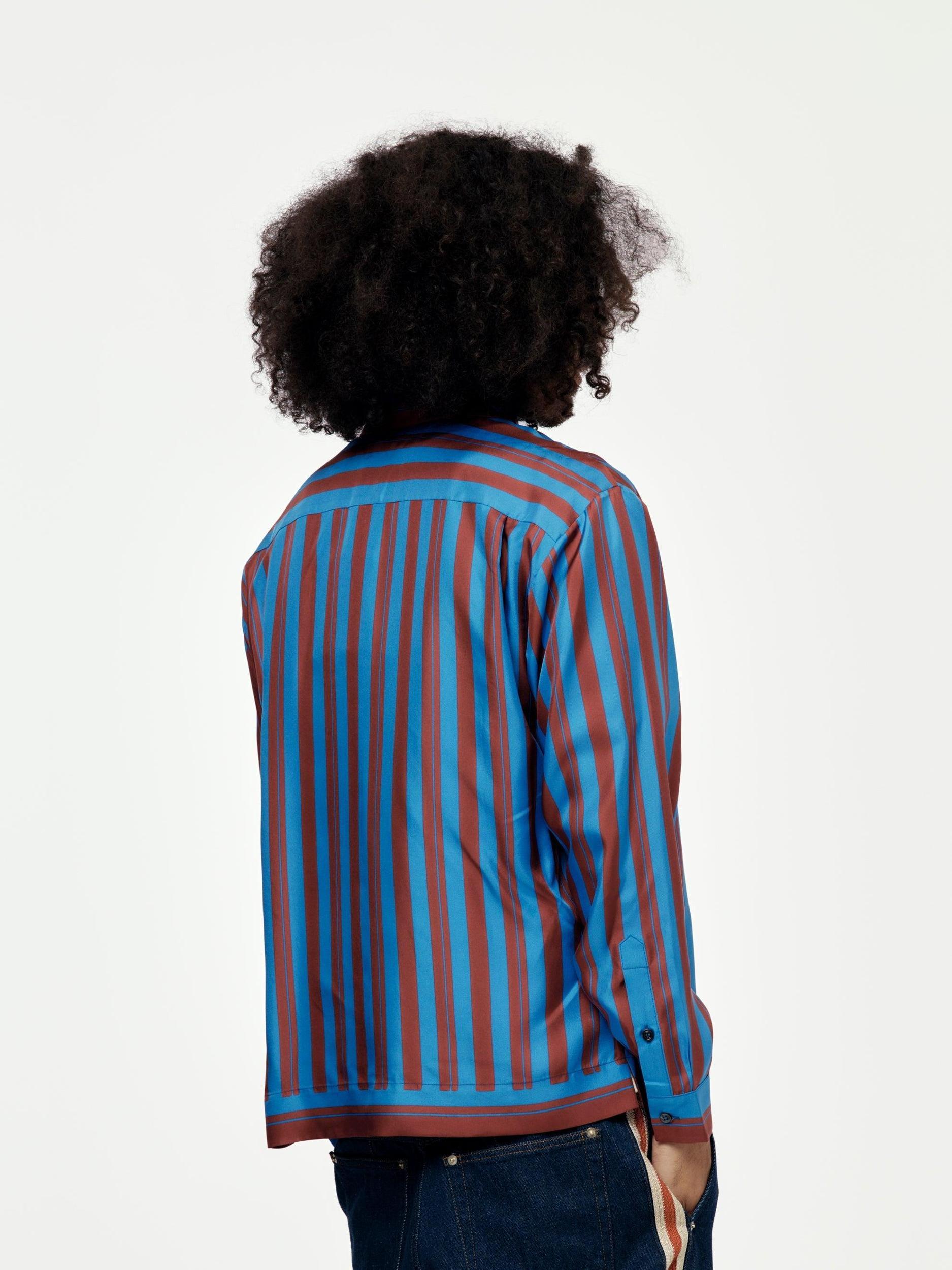 Breeze Zip Shirt (Red/Blue) Product Image