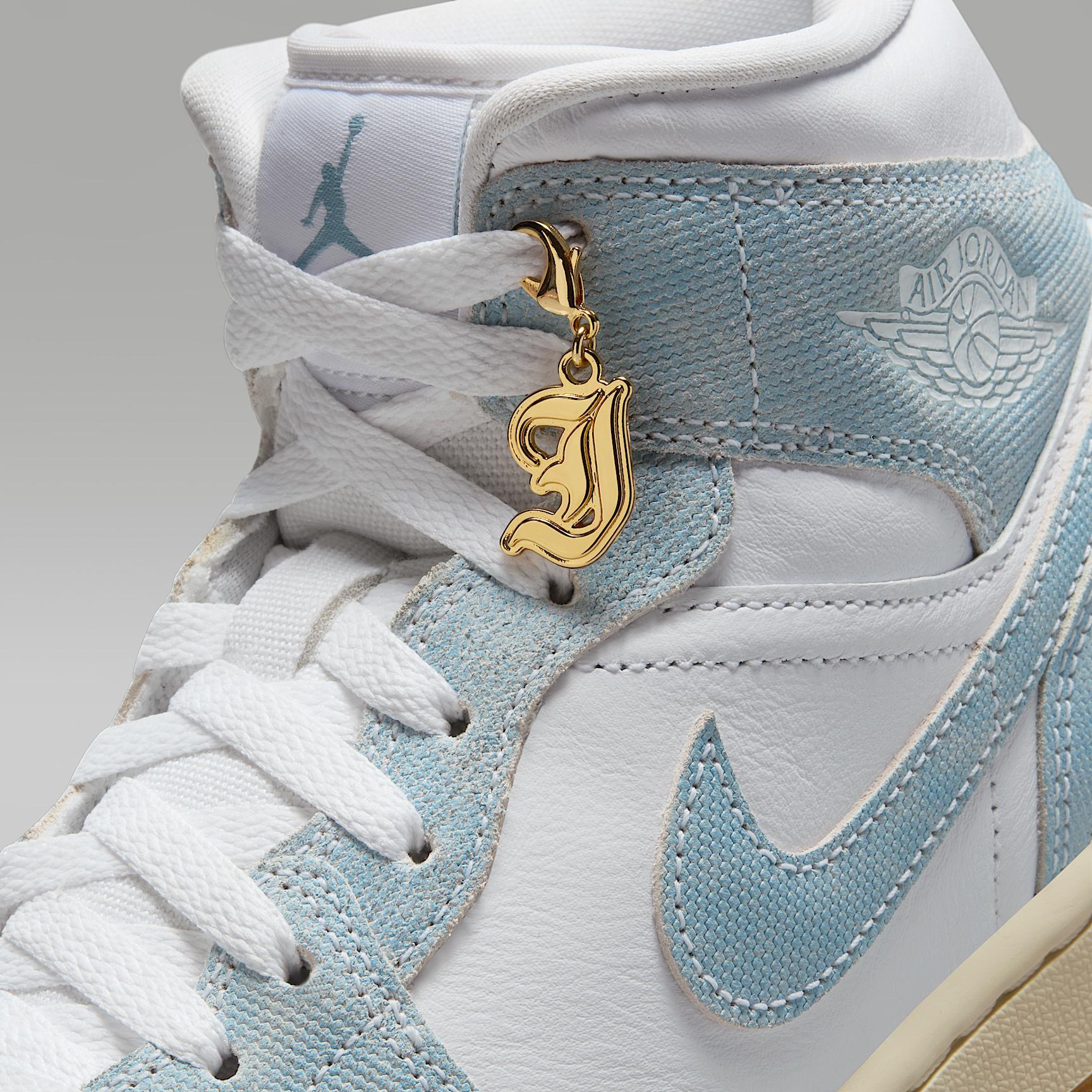 Air Jordan 1 Mid SE Women's Shoes Product Image