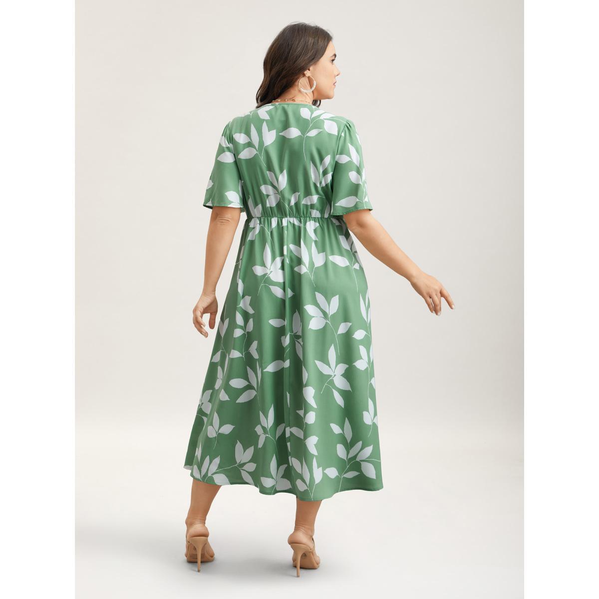 Plus Size Leaf Print Waist-Cinched Flared Maxi Dress Sage Women Elegant Gathered V-neck Half Sleeve Curvy BloomChic 30/6X Product Image