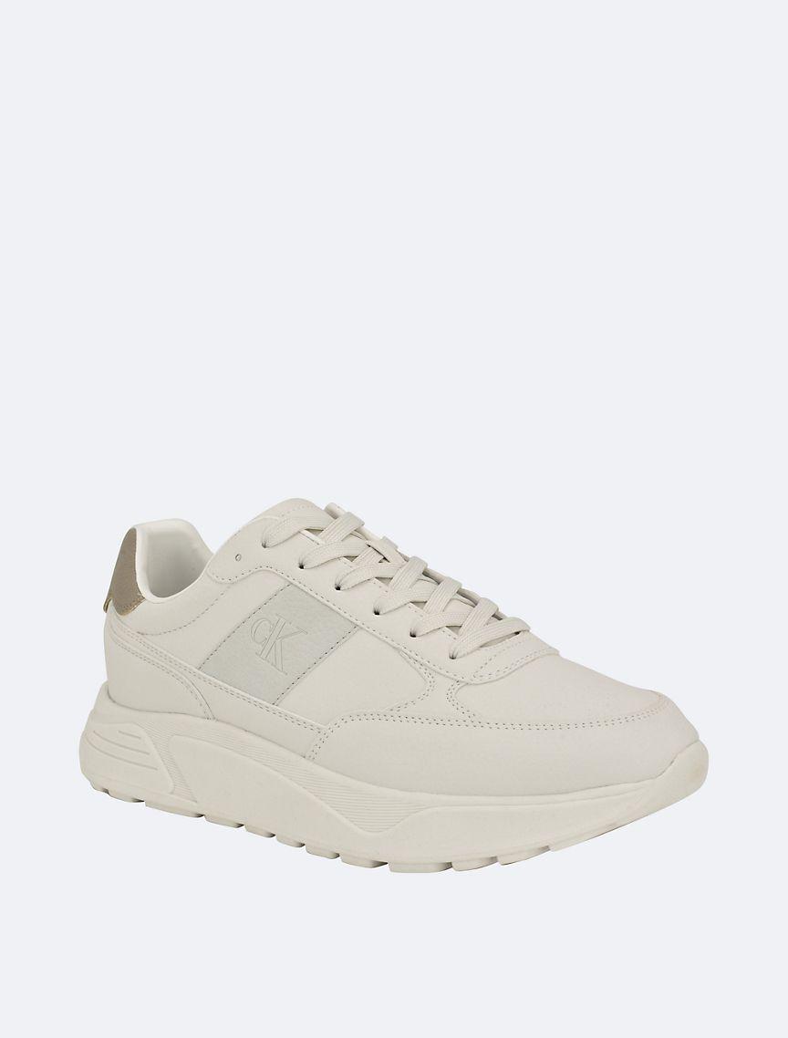 Men's Blend Sneaker Product Image