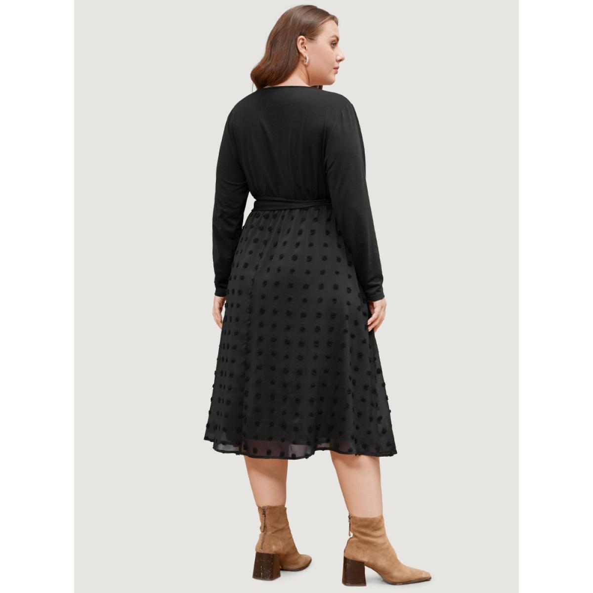 Plus Size Solid Surplice Neck Pocket Mesh Patchwork Belted Dress Black Women Casual Elastic Waist V-neck Long Sleeve Curvy Midi Dress BloomChic 30/6X Product Image