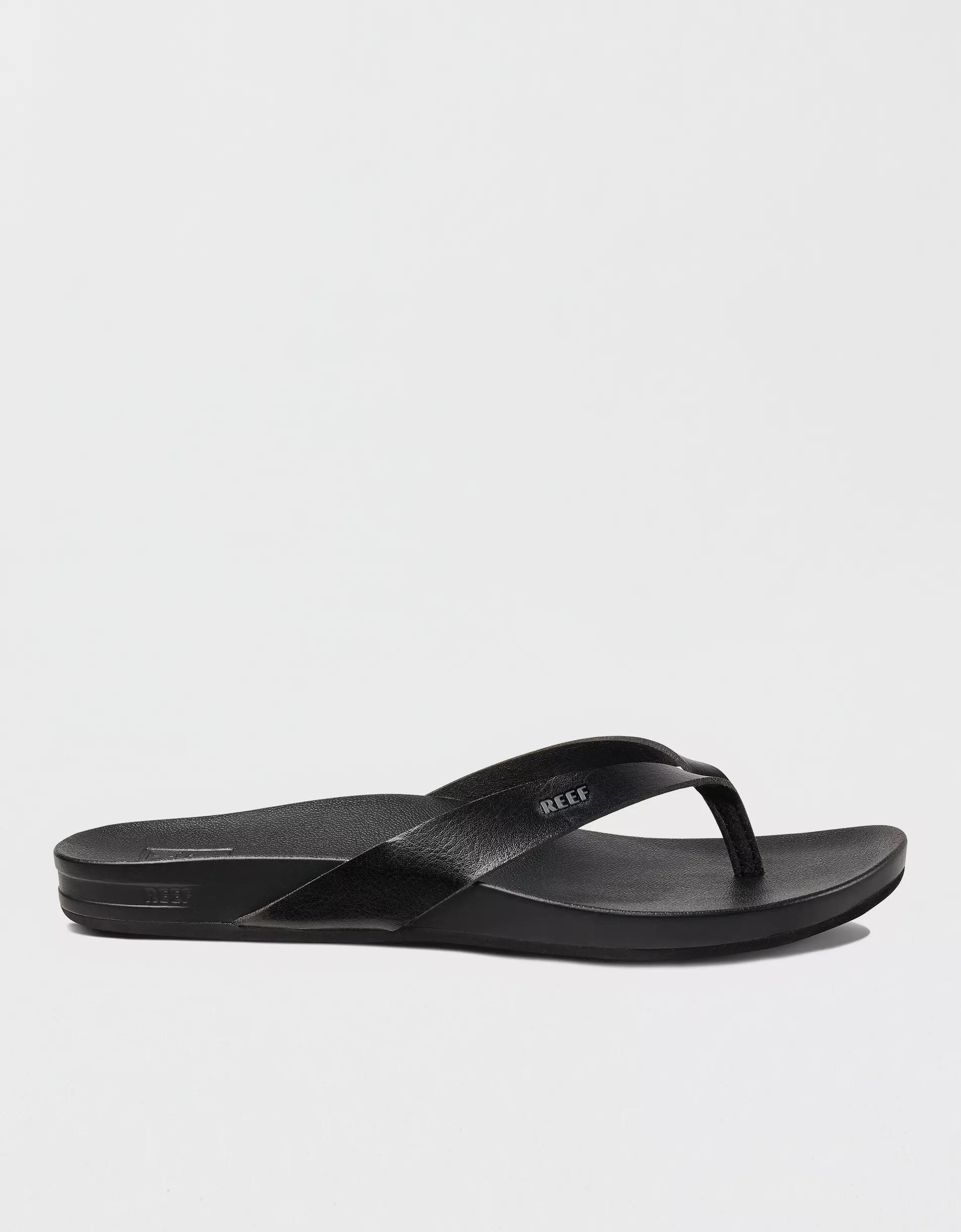 Reef Women's Cushion Court Flip Flop Product Image