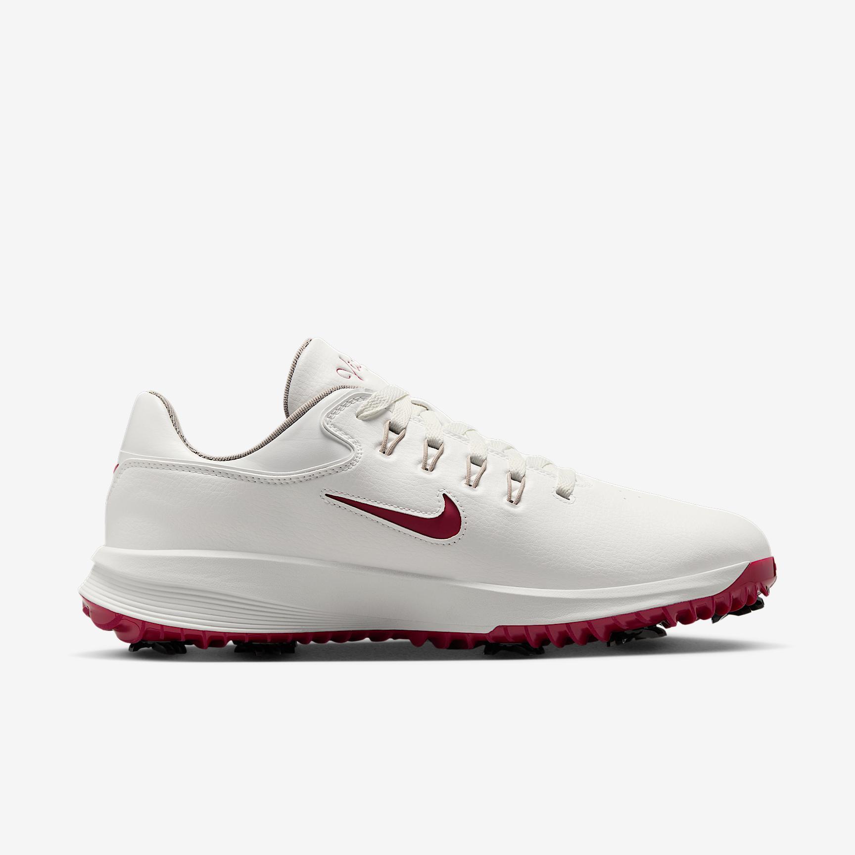 Nike Men's Victory Pro 4 Golf Shoes Product Image