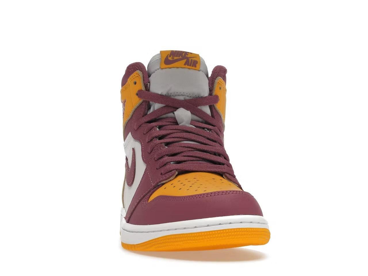 Air Jordan Retro 1 "Brotherhood" Product Image