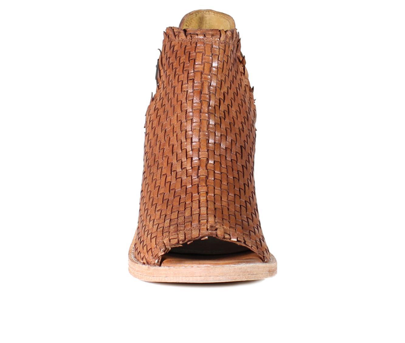 Women's DIBA TRUE Zest Fully Booties Product Image