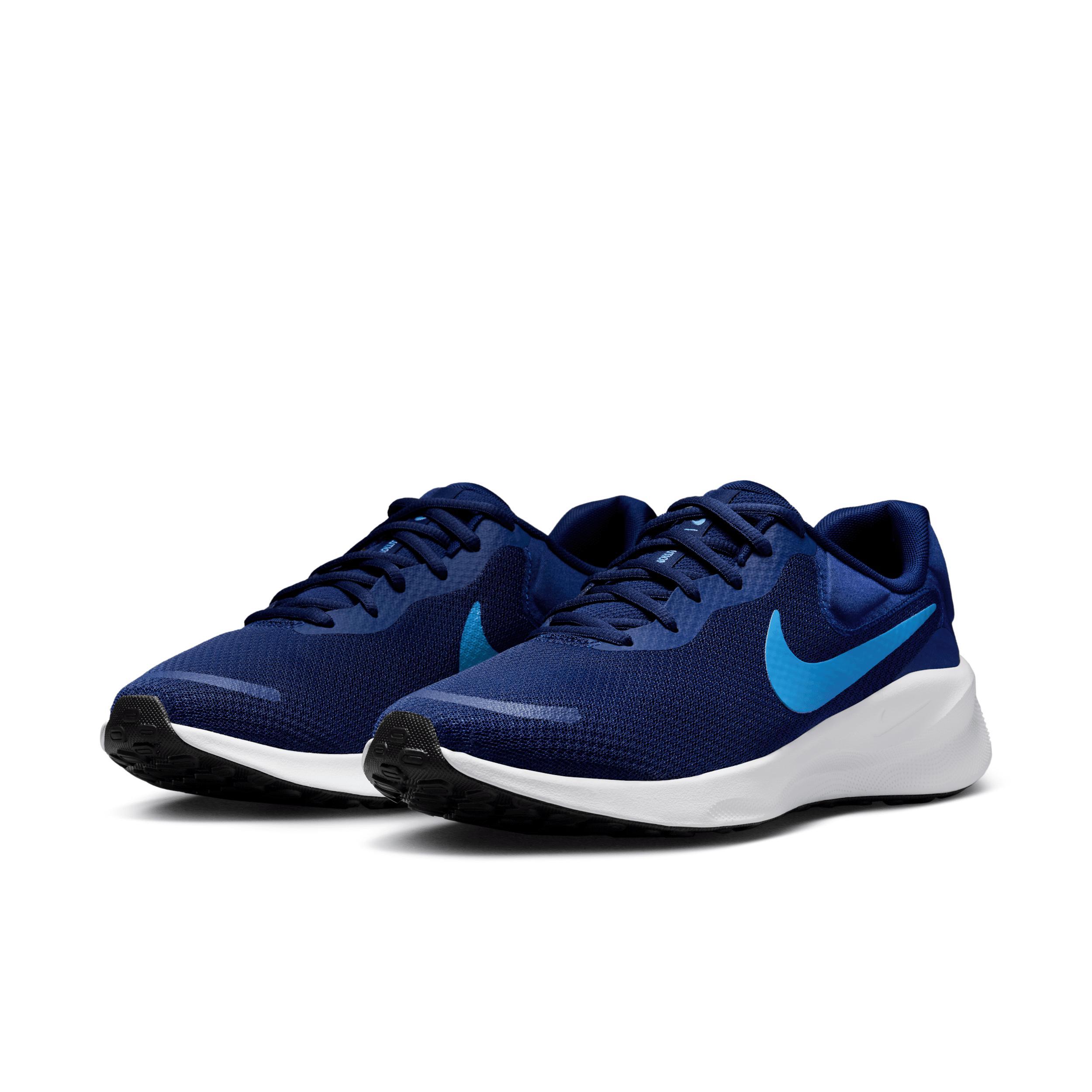 Nike Men's Revolution 7 Road Running Shoes Product Image