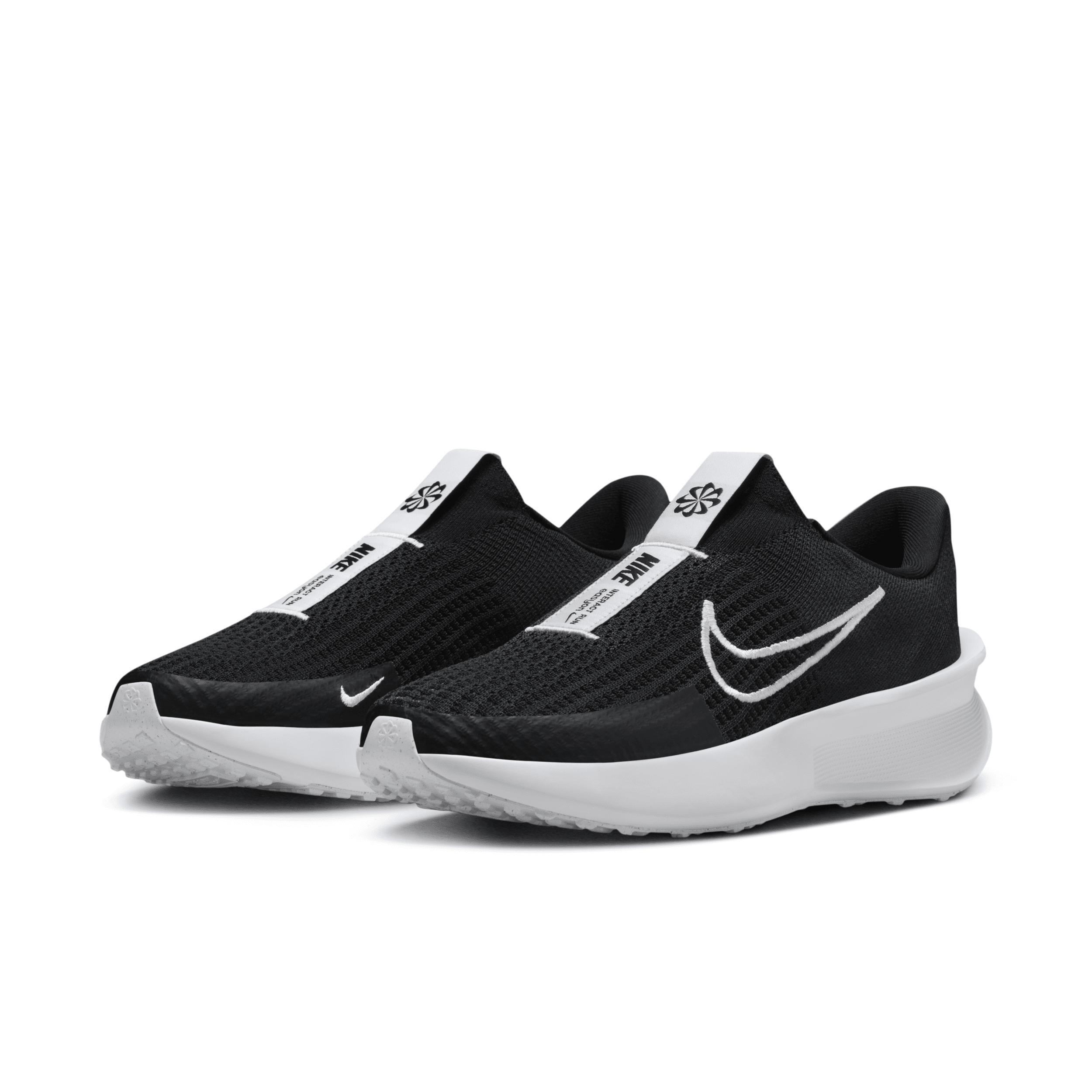 Nike Men's Interact Run EasyOn Road Running Shoes Product Image