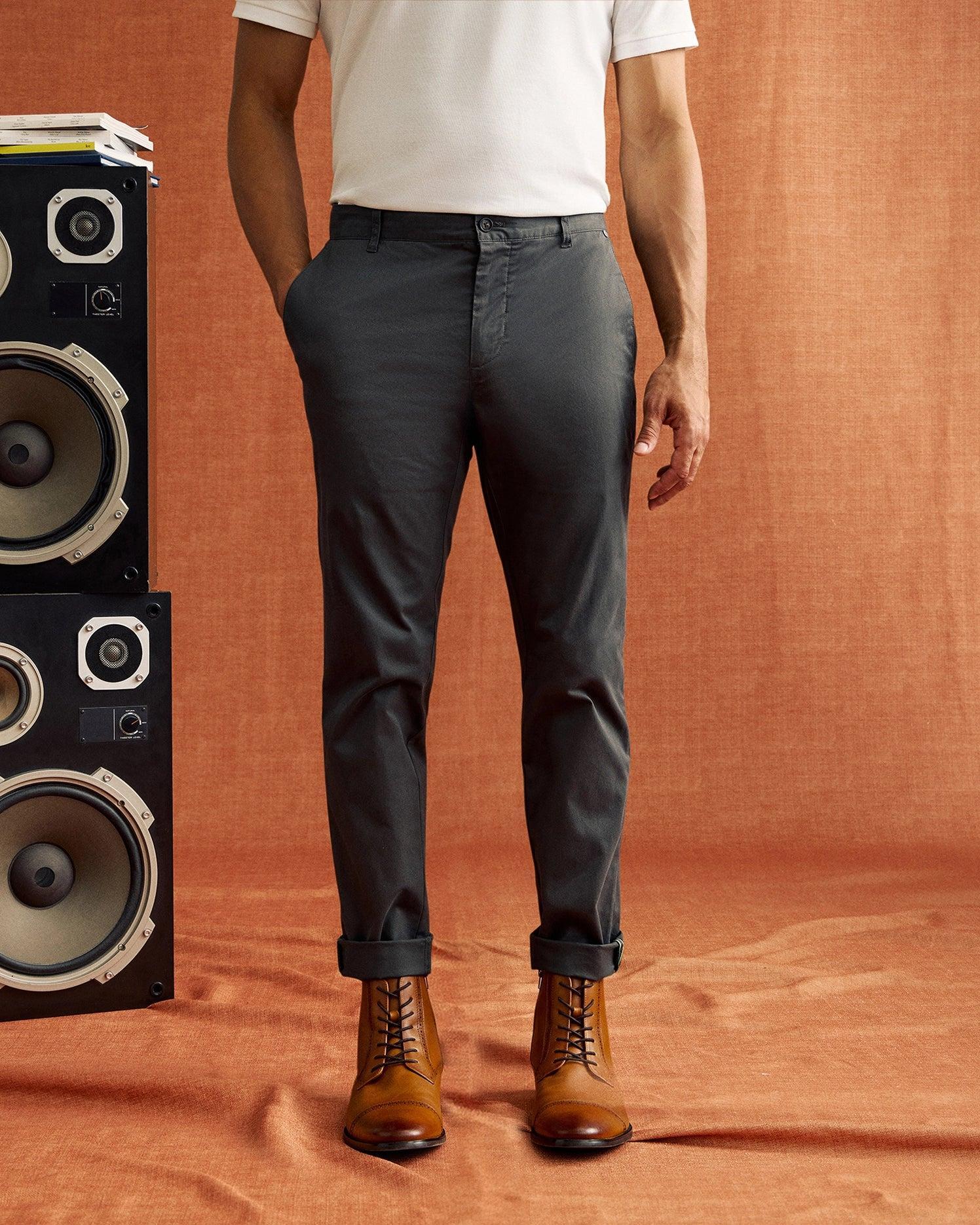 Men's Gilman Chino Pant 008 RAVEN / 36 Product Image