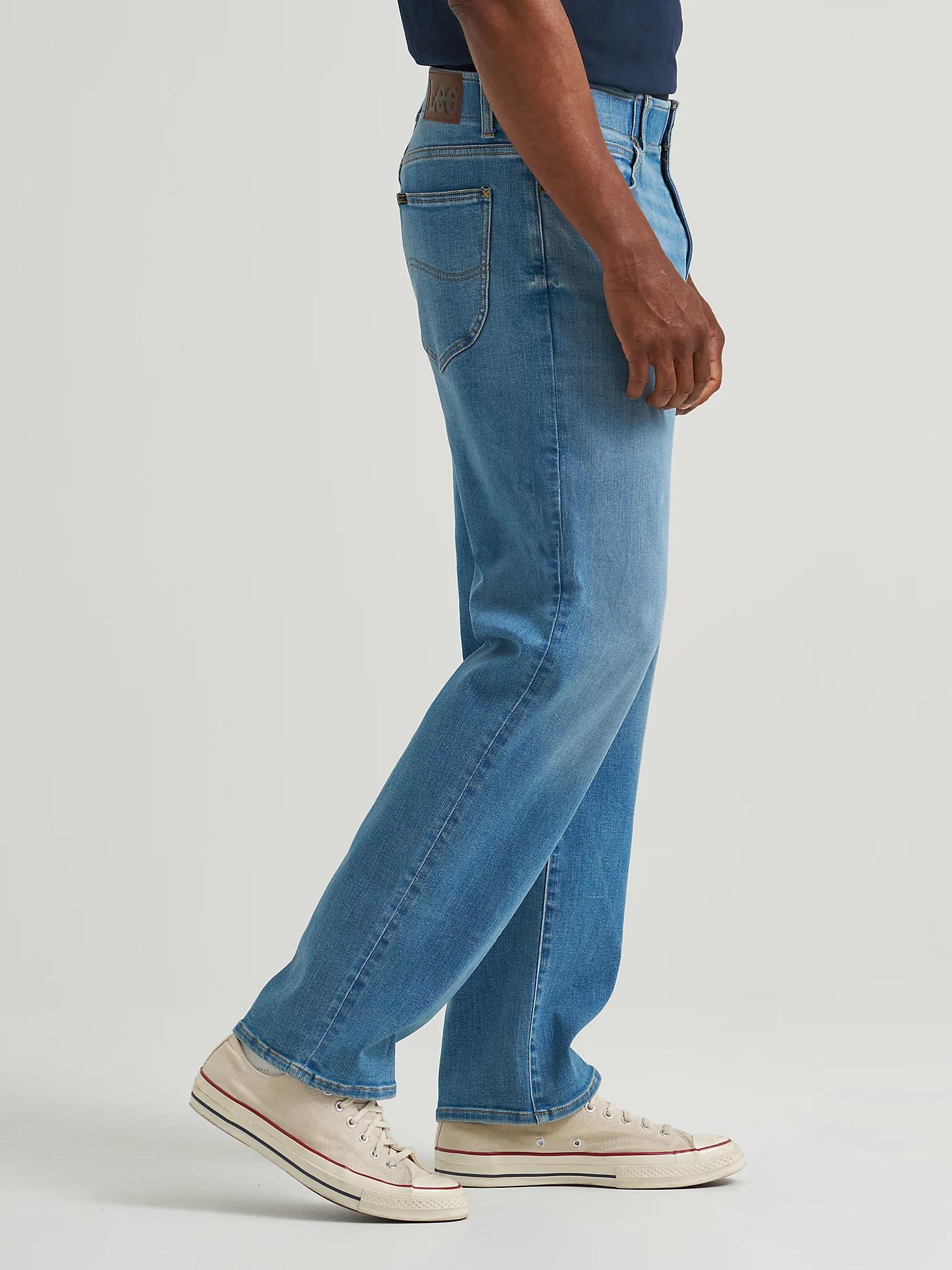 Men's Extreme Motion Loose Jean | Men's Jeans | Lee® Product Image