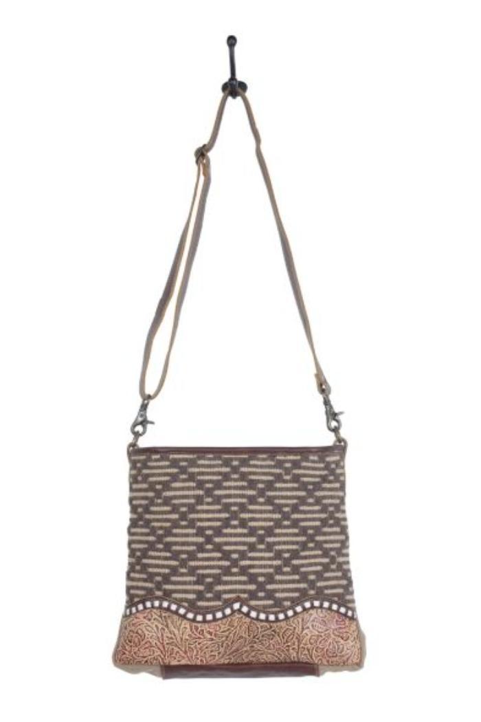 S-4721 Dunes Shoulder Bag Product Image