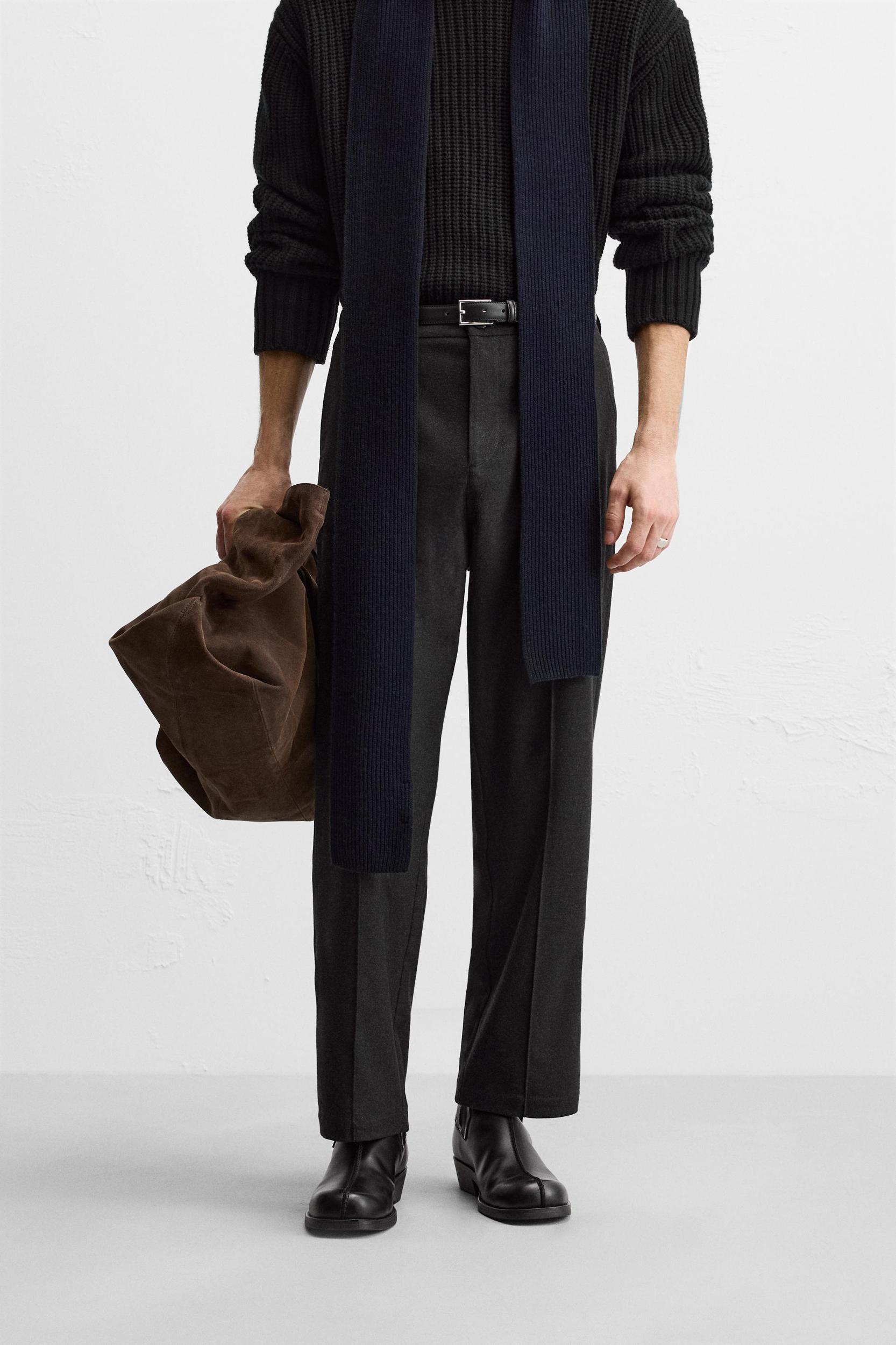 RELAXED FIT SEAMED PANTS Product Image