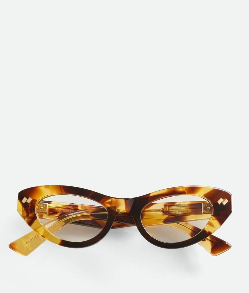 Women's Dizzy Cat Eye Eyeglasses in Havana/transparent Product Image
