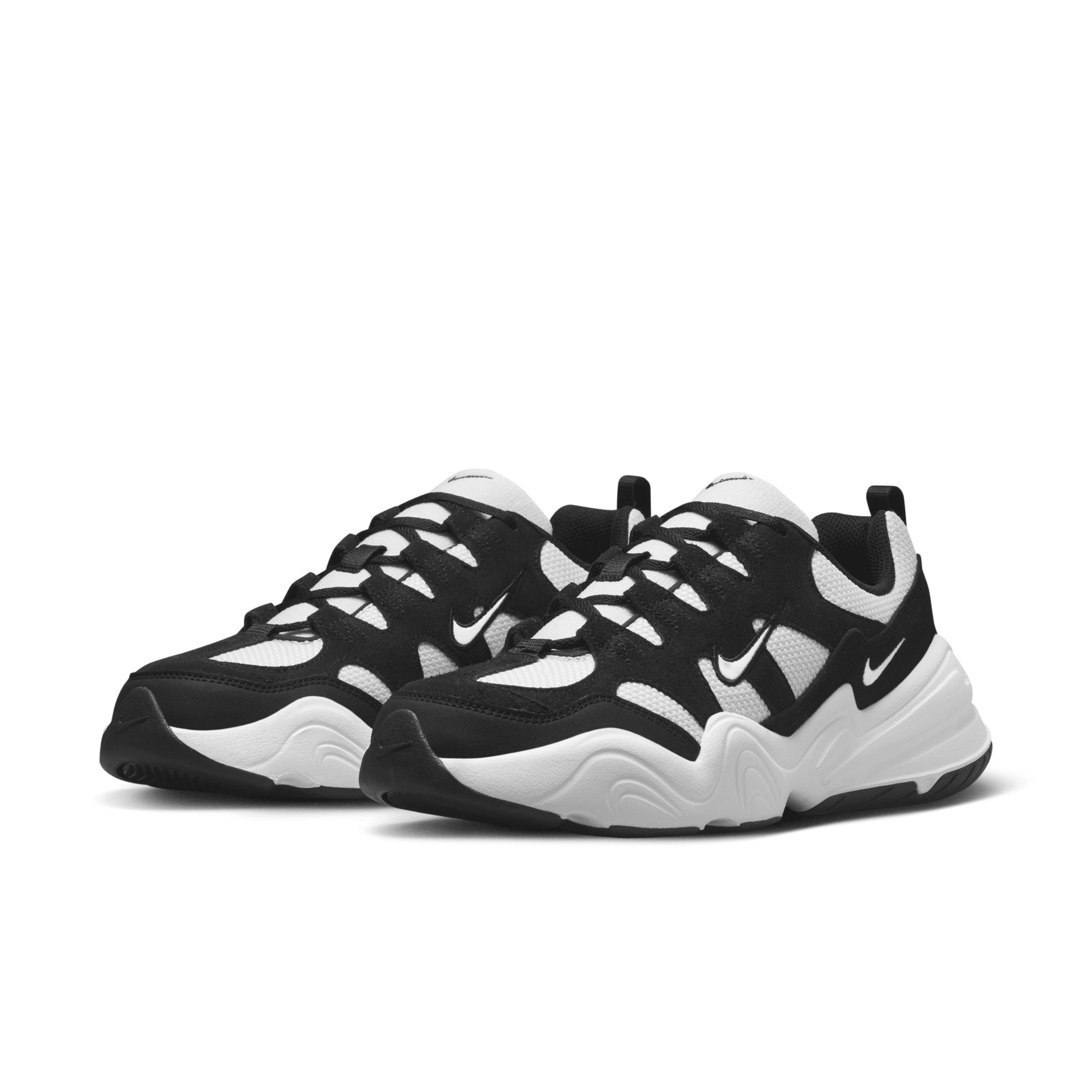 Nike Men's Tech Hera Shoes Product Image