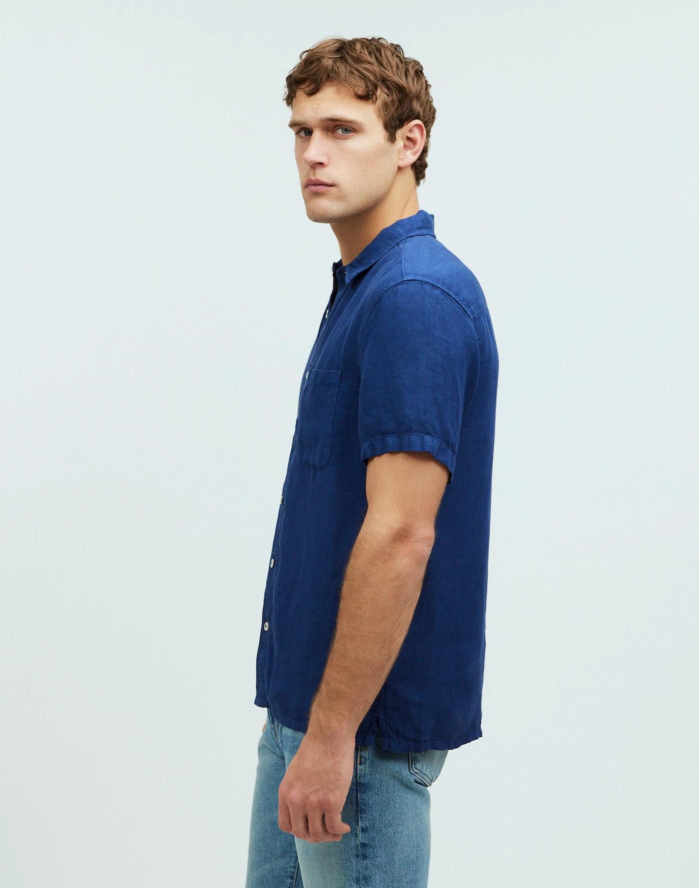 Easy Short-Sleeve Shirt in Linen Product Image