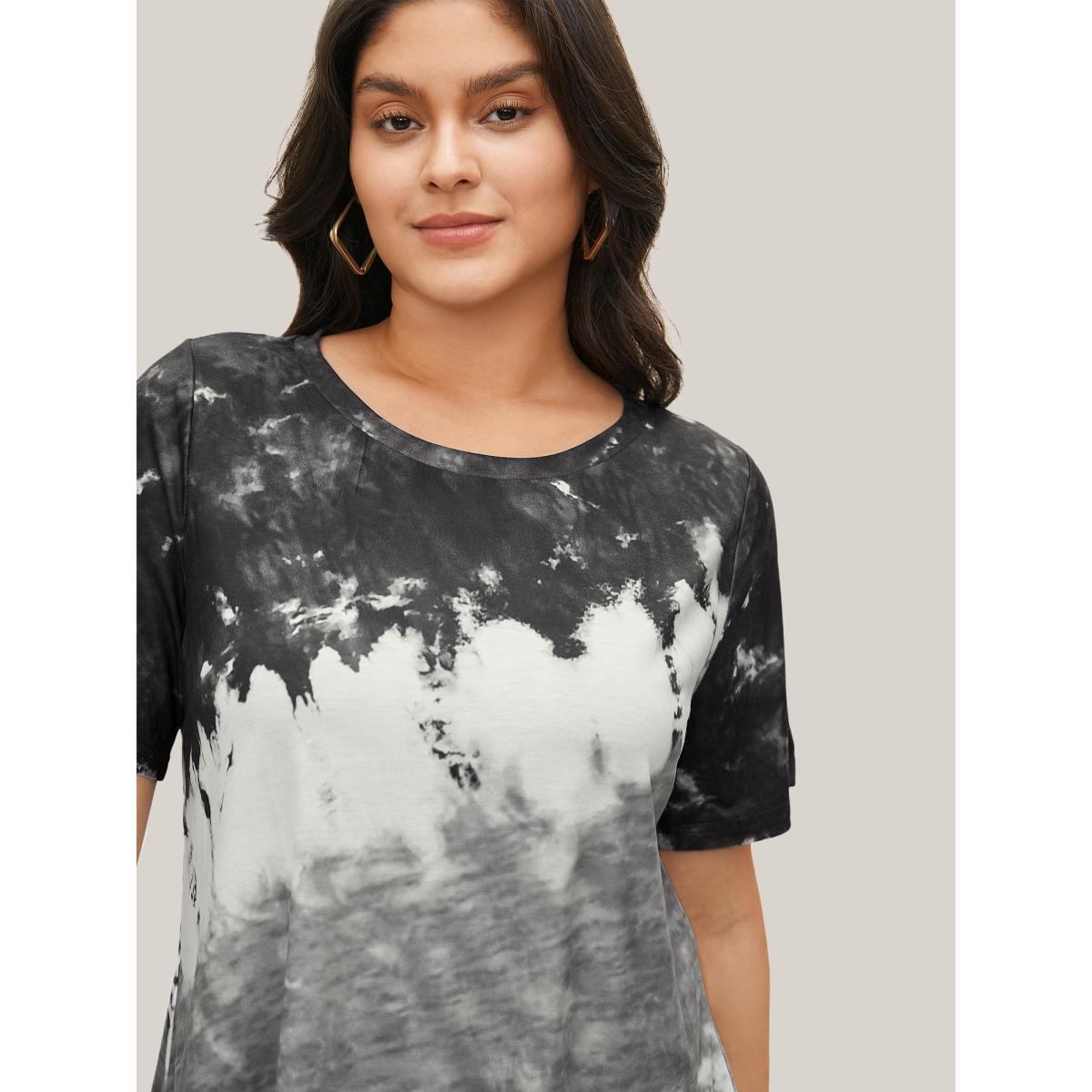 Plus Size Tie Dye Round Neck T-shirt Black Women Casual Tie Dye Round Neck Everyday T-shirts BloomChic 26/4X Product Image