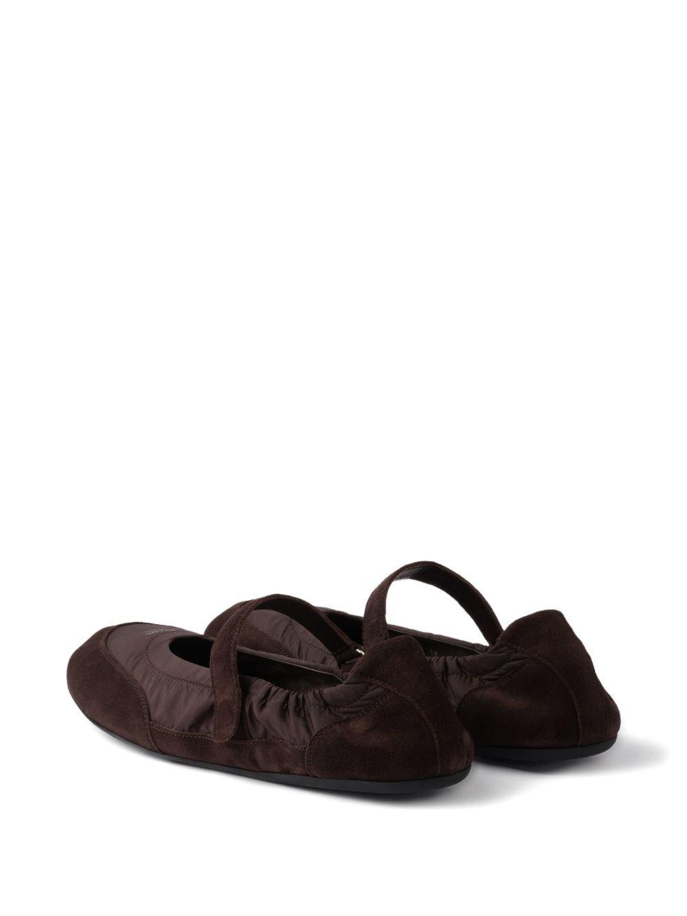 Collapse suede ballet flats Product Image