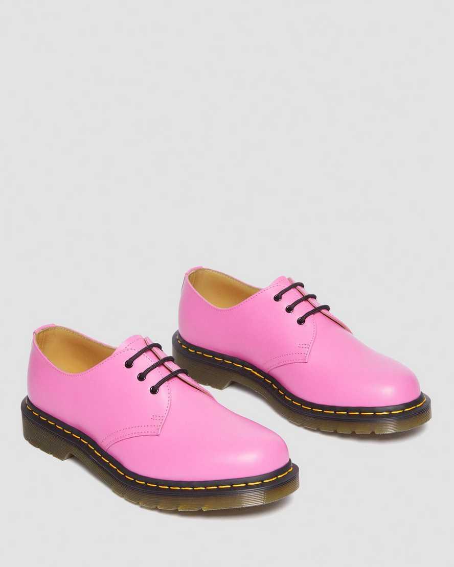 Dr. Martens Mens 1461 Smooth Leather Oxfords Product Image