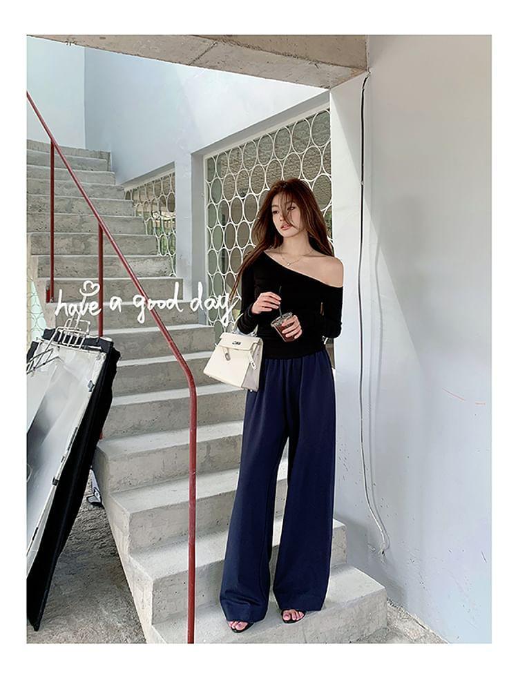 High Waist Plain Wide Leg Pants Product Image