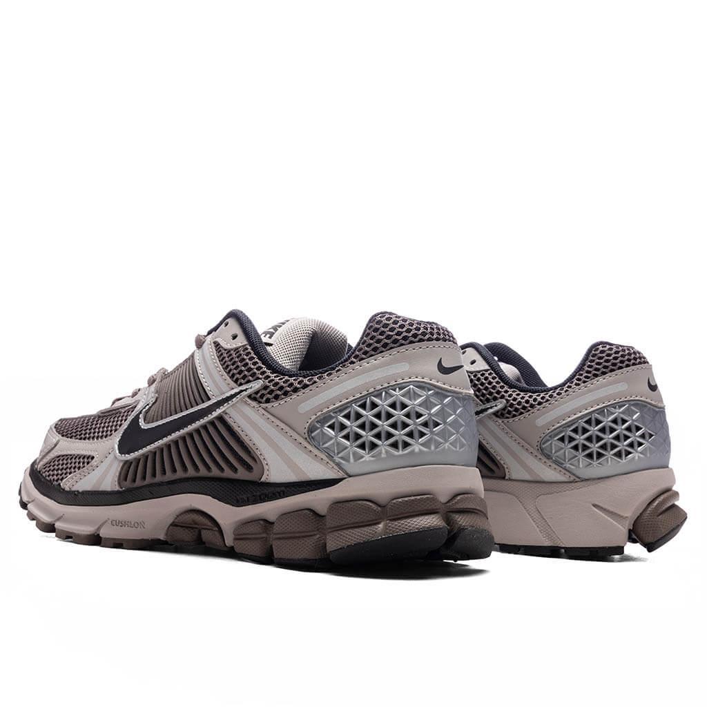 Zoom Vomero 5 - College Grey/Black/Cave Stone Male Product Image
