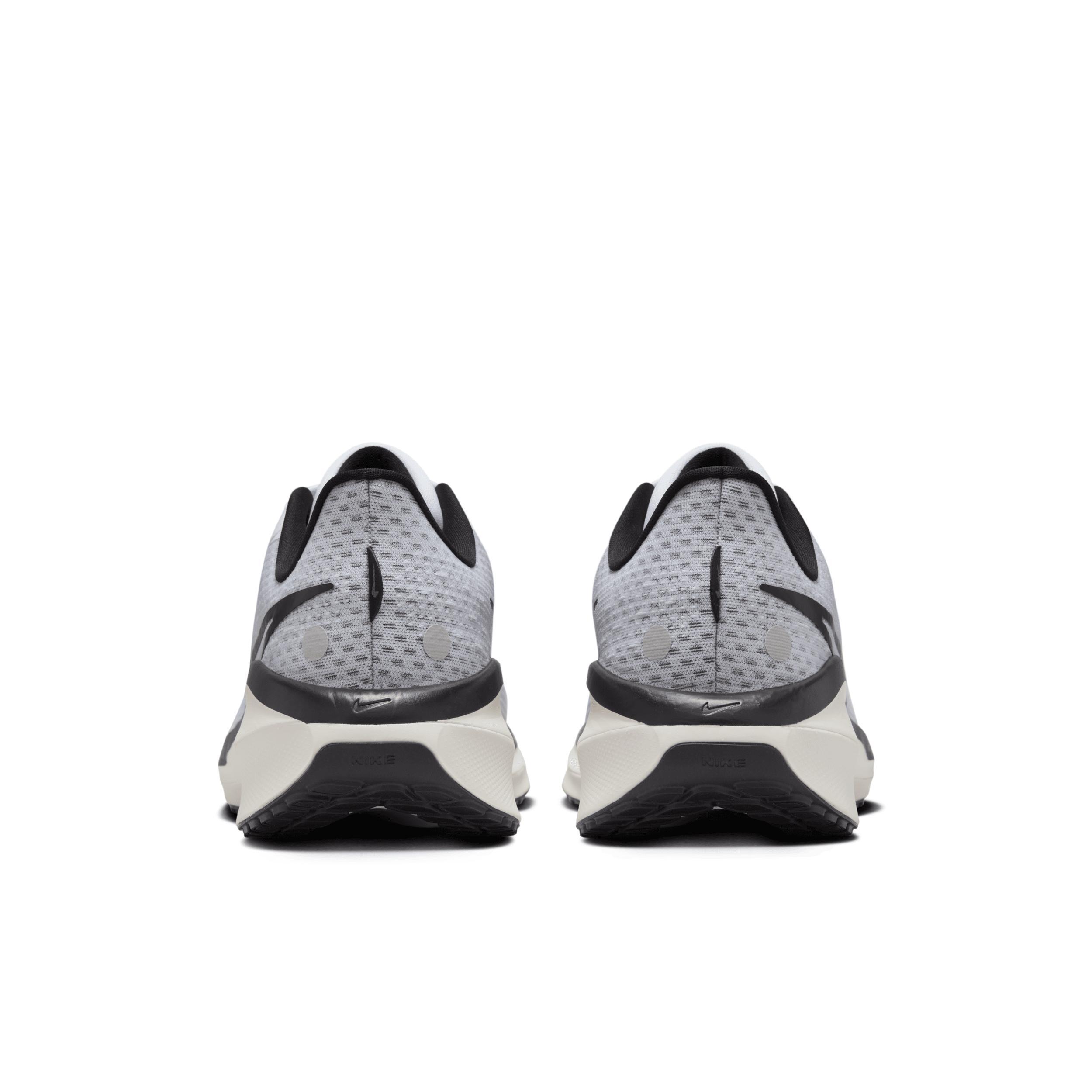 Nike Mens Nike Vomero 17 - Mens Running Shoes Product Image
