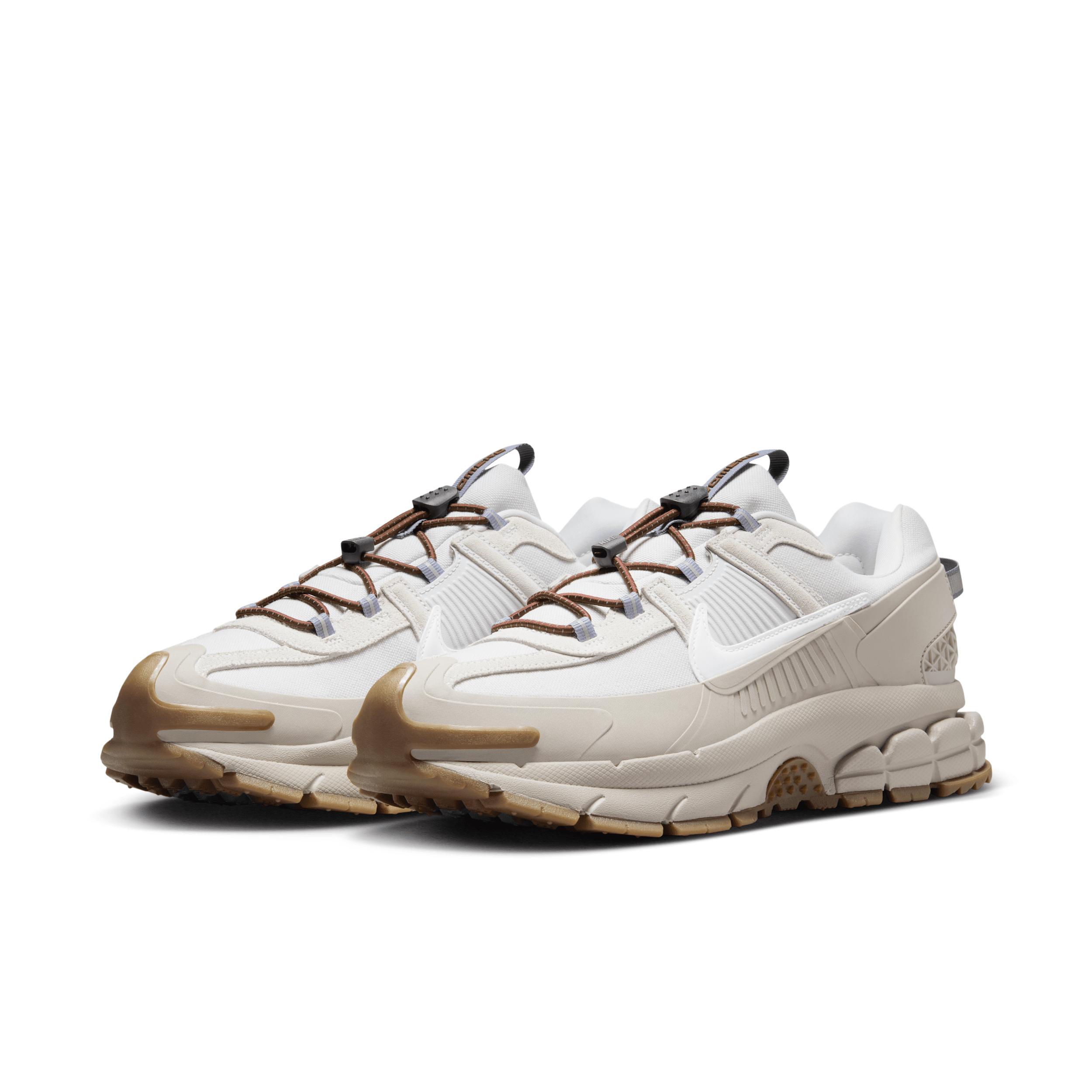 Nike Mens Zoom Vomero Roam Casual Shoes in College Grey/Vast Grey/White Product Image