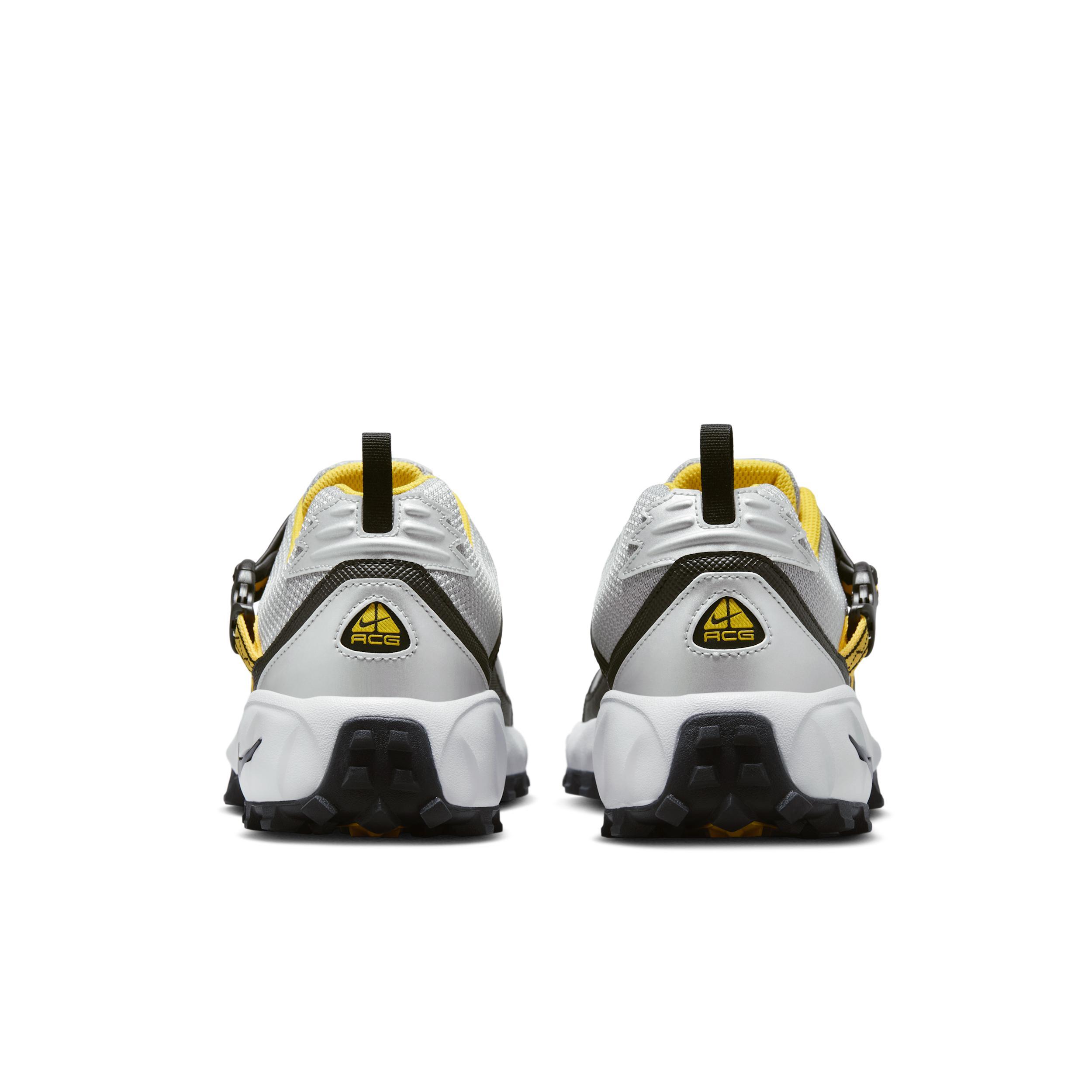 Men's Nike ACG Phassad Shoes Product Image
