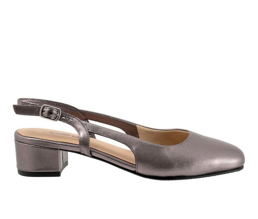 Women's Trotters Dottie Pumps Product Image