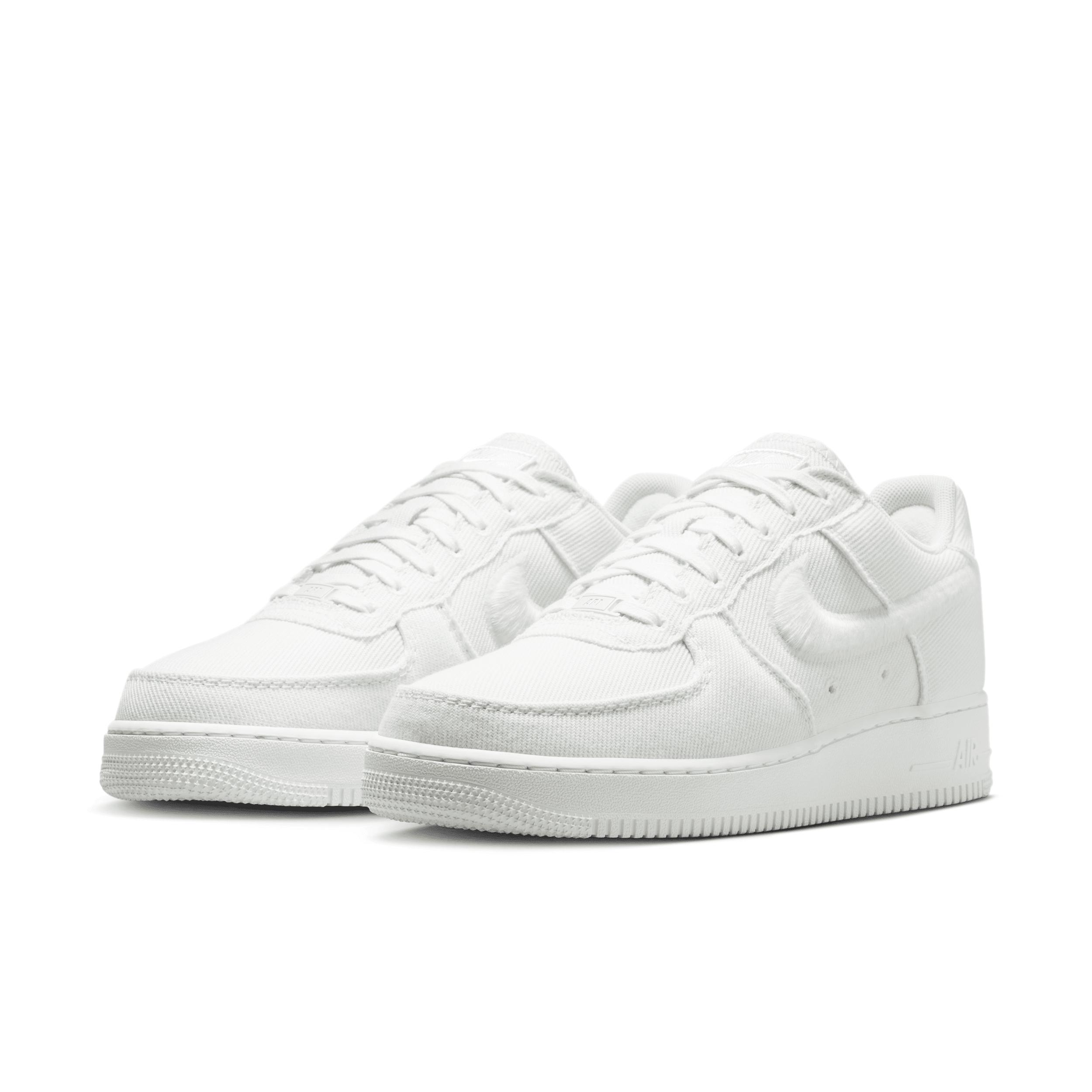 Nike Men's Air Force 1 Low Canvas Shoes Product Image