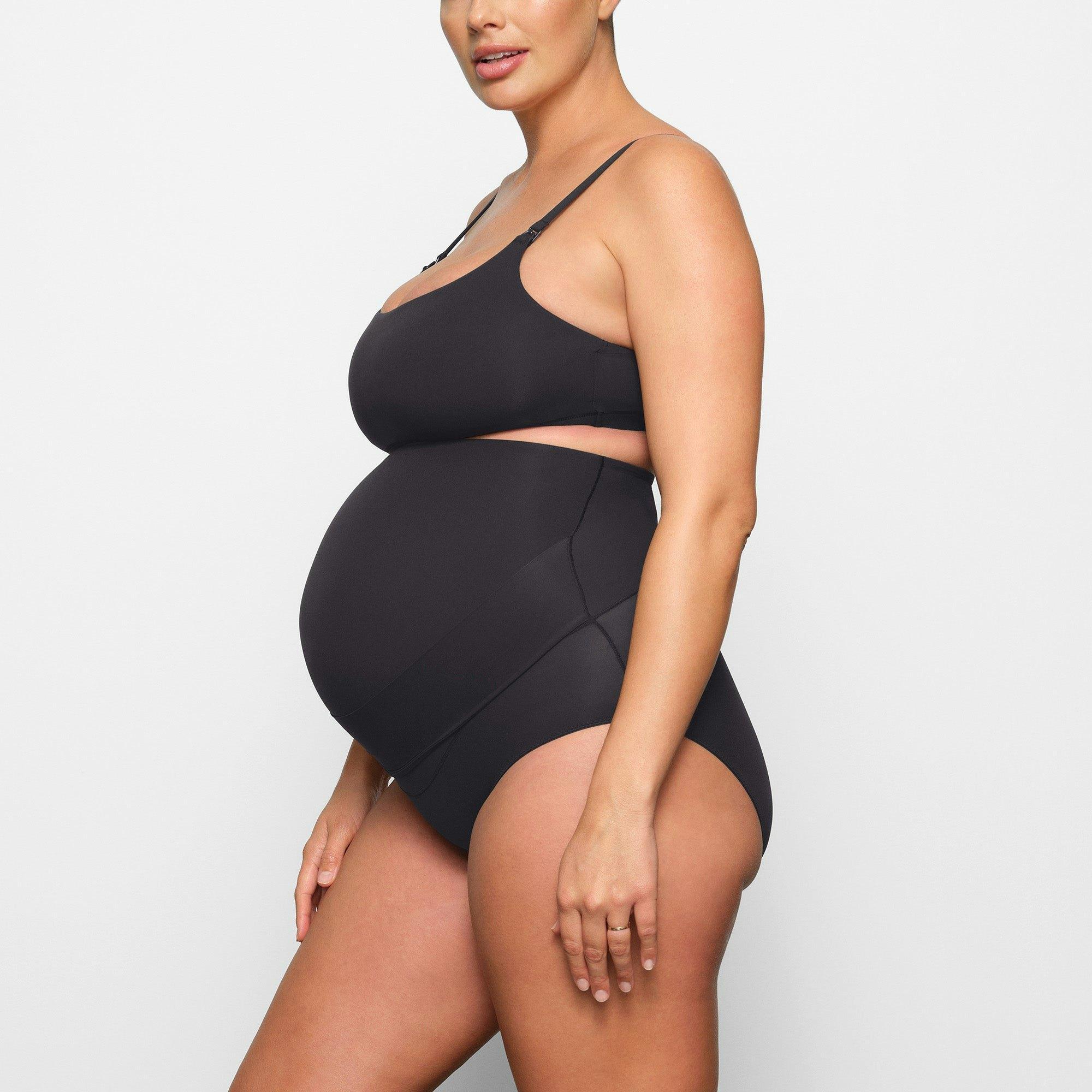 FITS EVERYBODY MATERNITY PUMPING SCOOP BRALETTE | ONYX Product Image