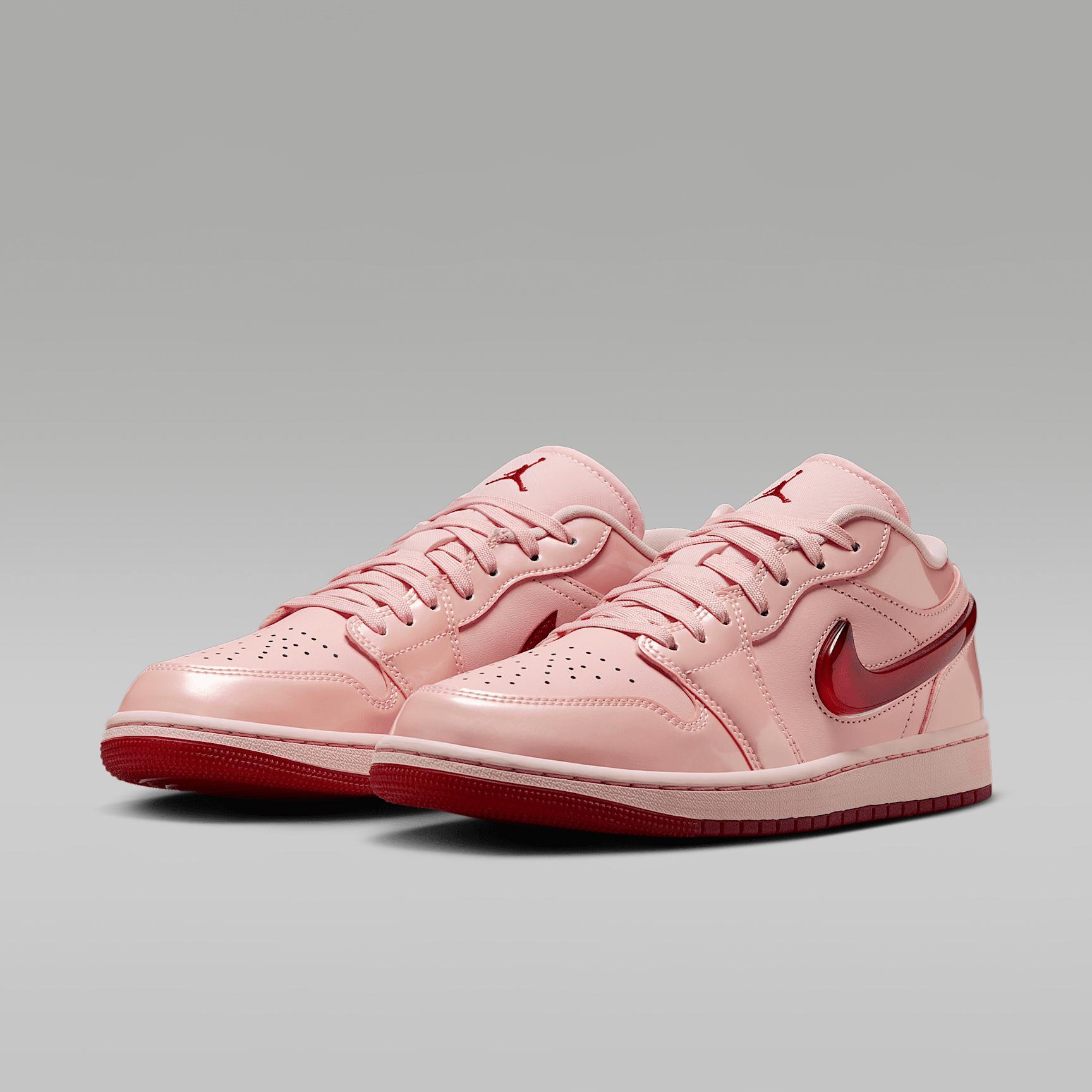 Women's Air Jordan 1 Low SE Shoes Product Image
