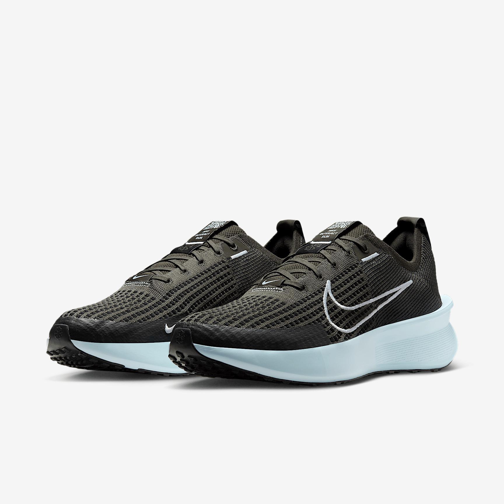 Nike Interact Run Men's Road Running Shoes Product Image
