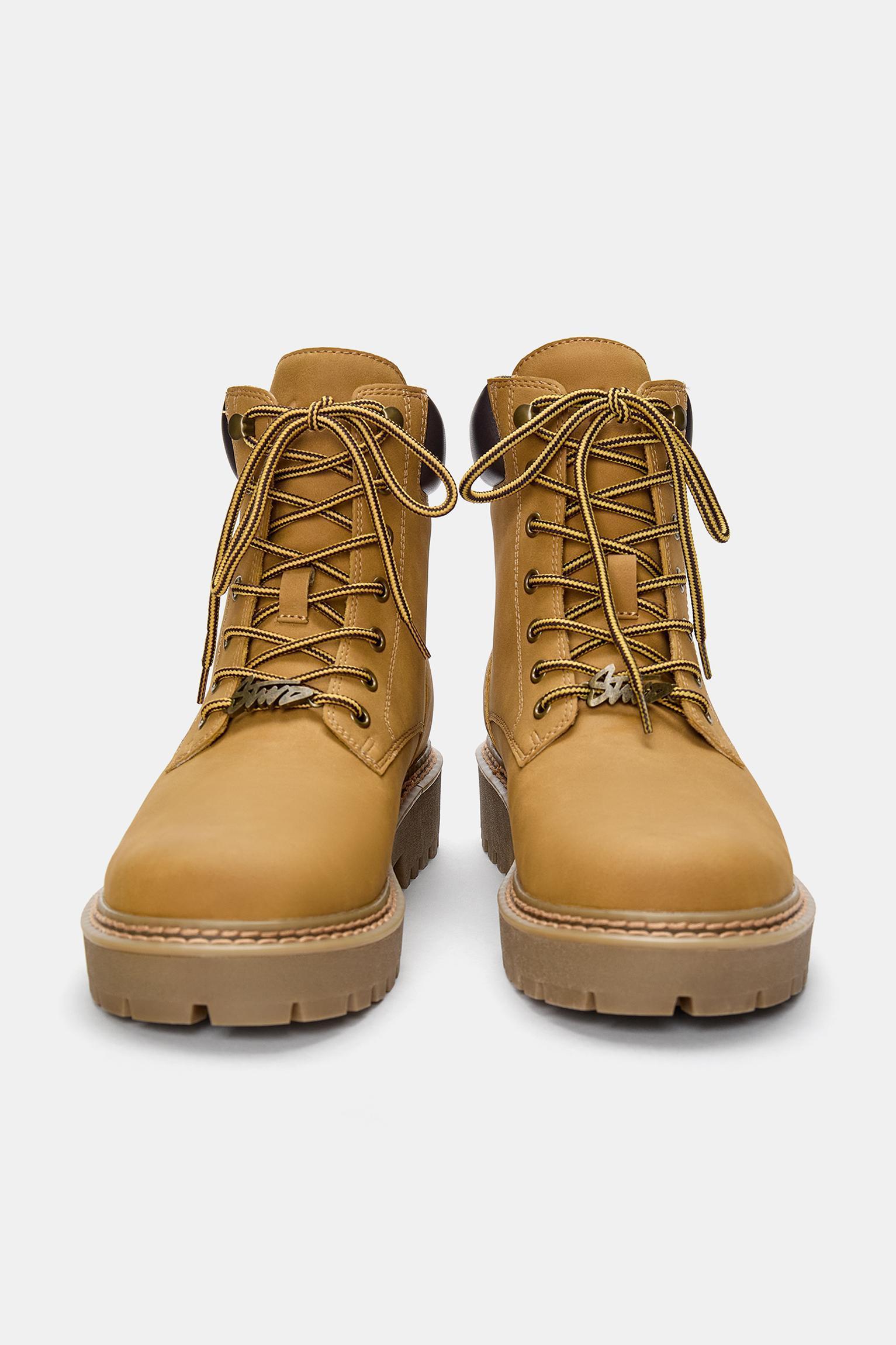 Lace-up STWD boots Product Image