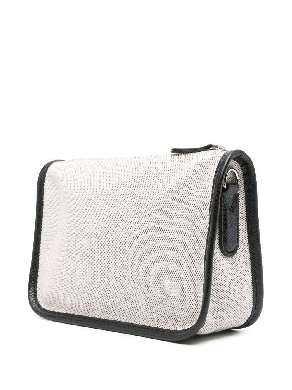 Essential S shoulder bag Product Image