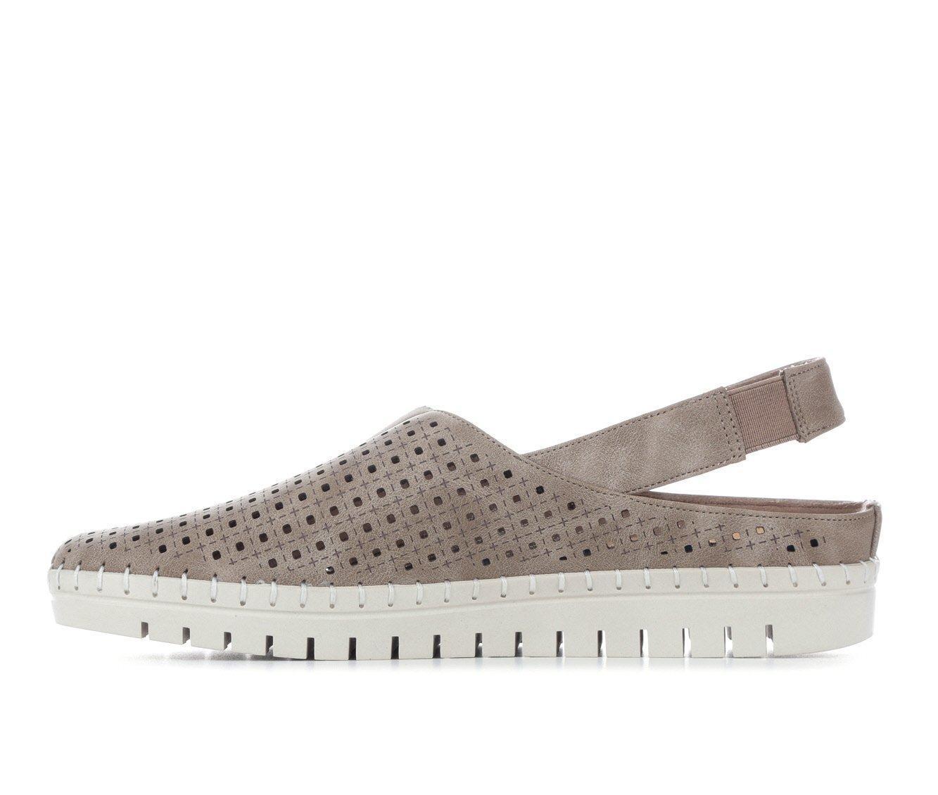 Women's Easy Street SoFresh Slip-On Sneakers Product Image