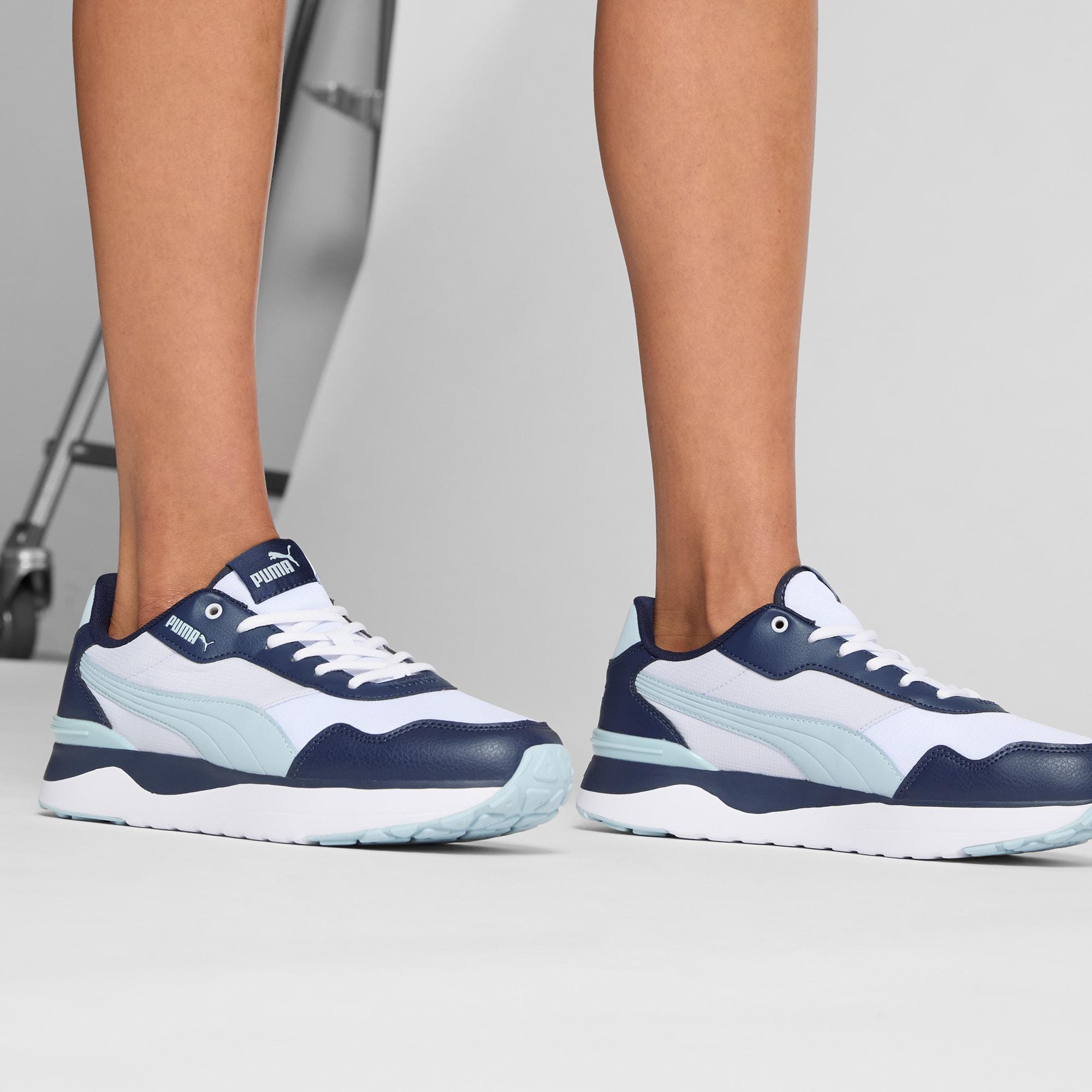 PUMA R78 Voyage Women's Sneakers in Dark Blue Product Image