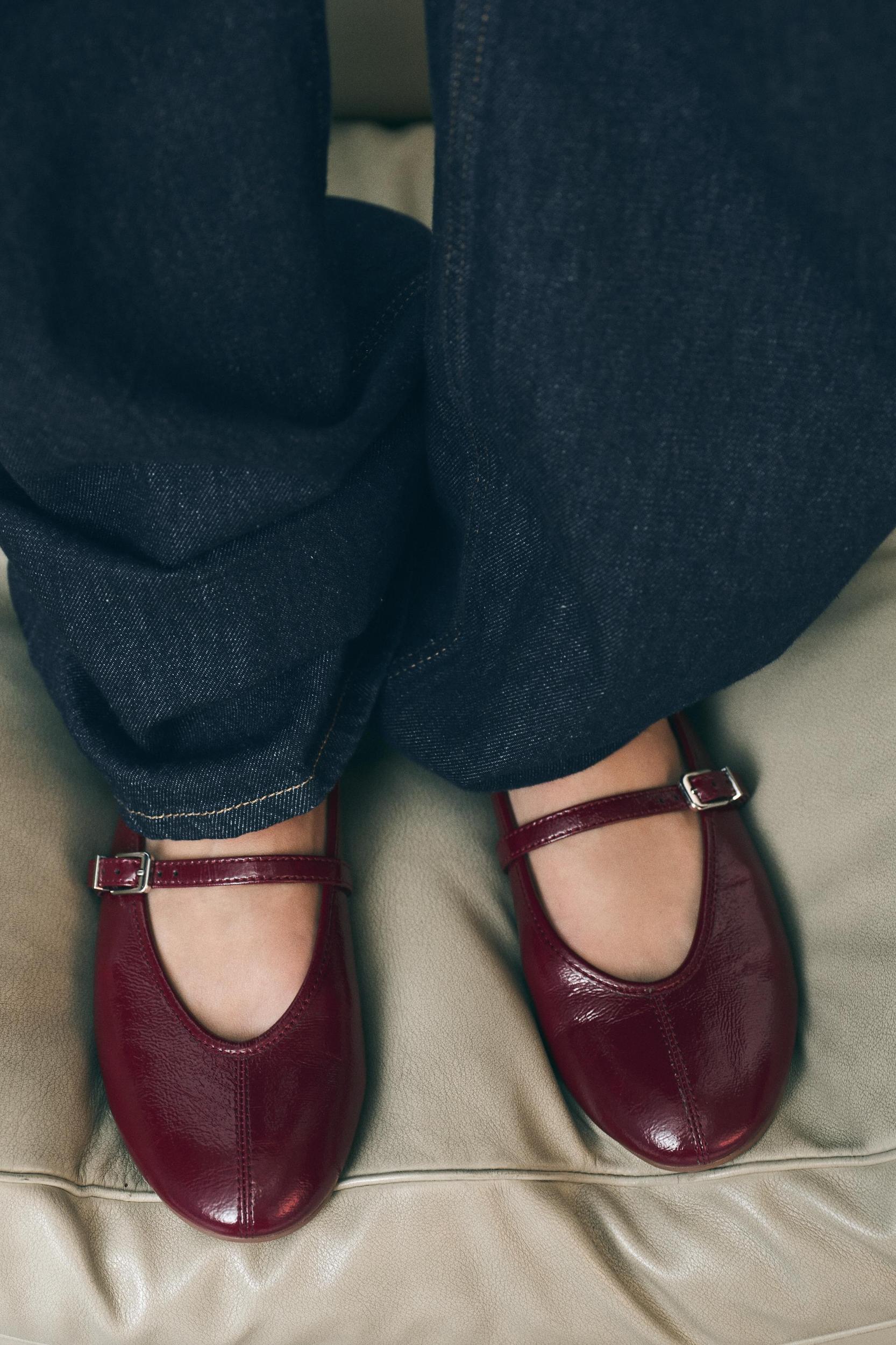 PATENT EFFECT BALLET FLATS Product Image