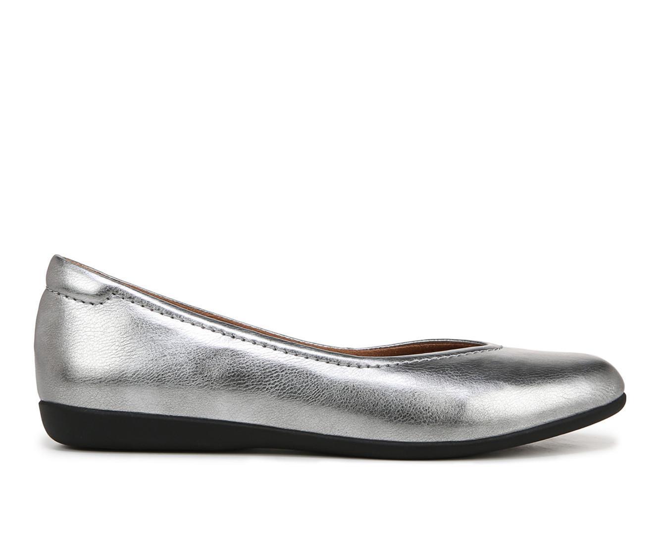 Women's Naturlizer Vivienne Flats Product Image