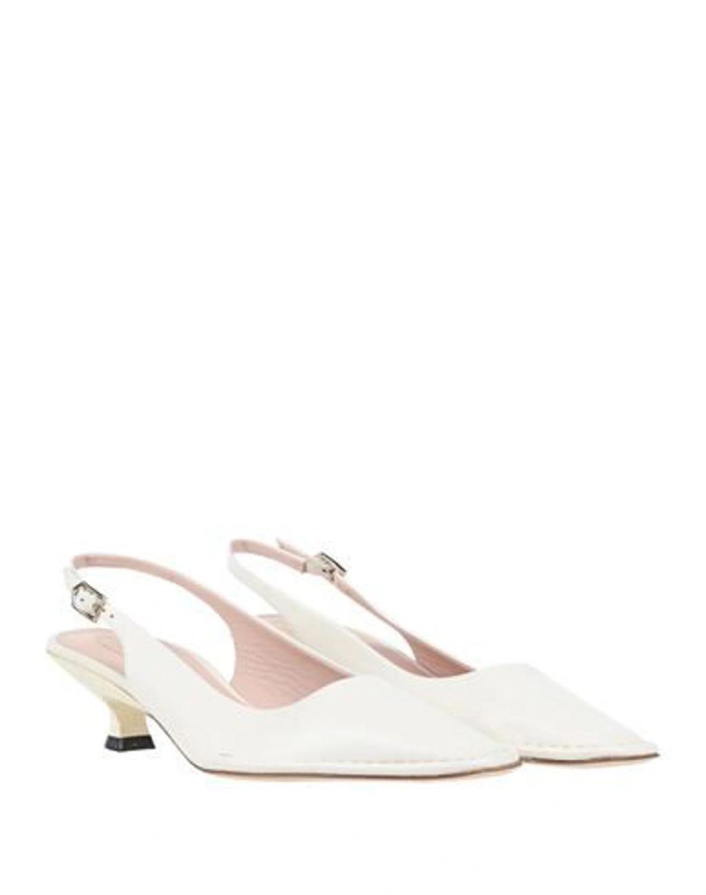 TOD'S Pumps In White Product Image
