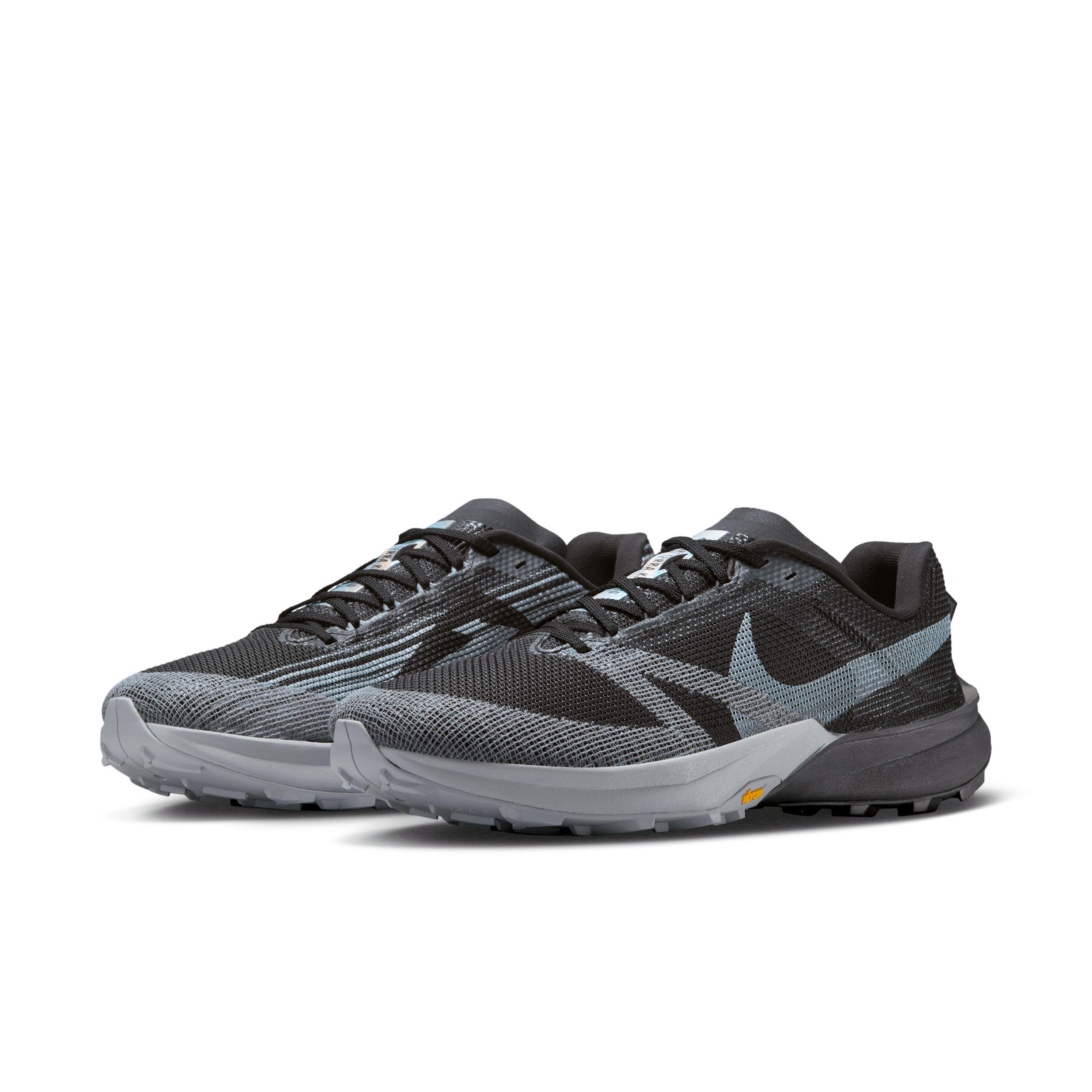 Nike Men's Kiger 10 Trail Running Shoes Product Image