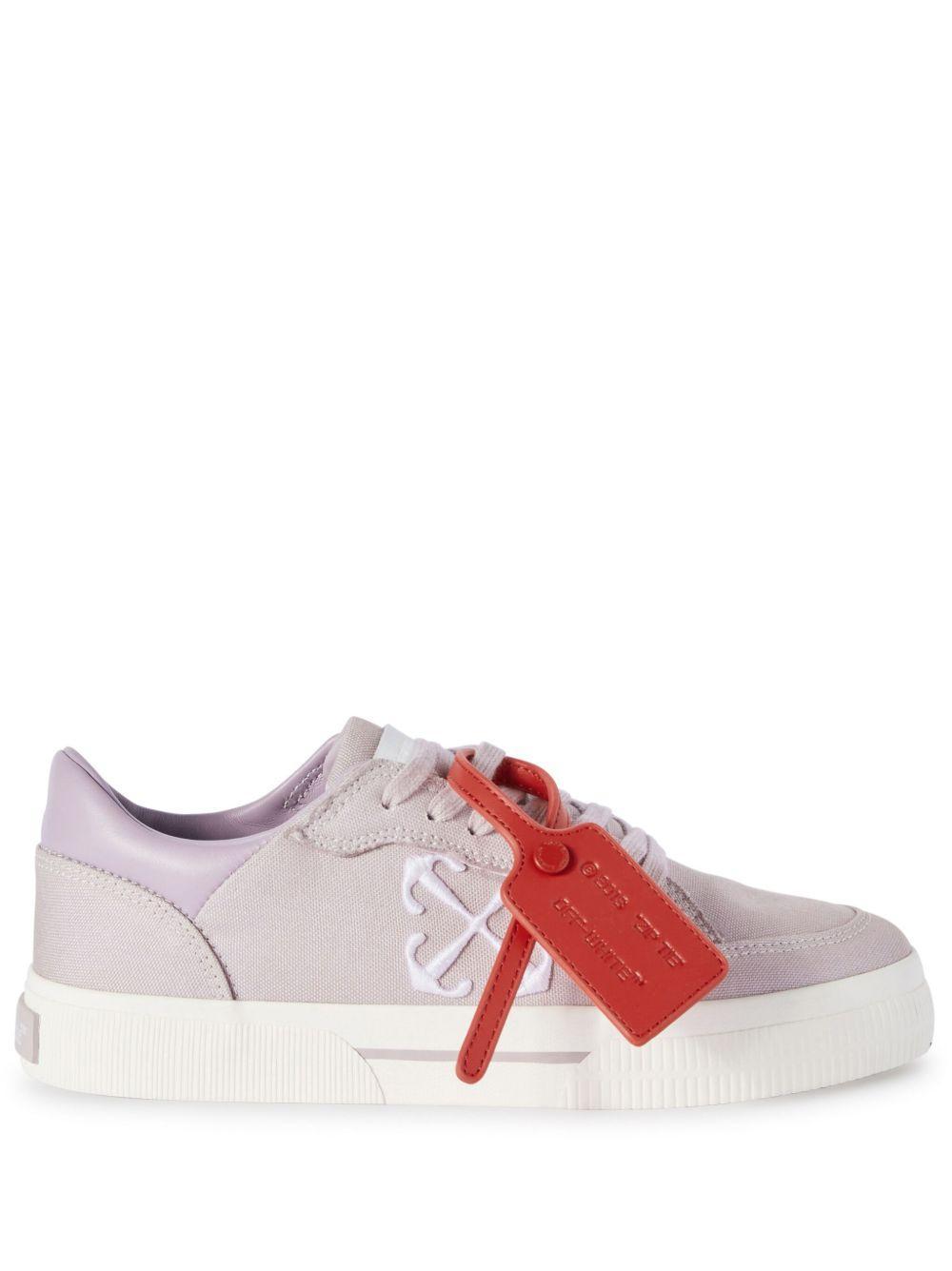 New Low Vulcanized canvas sneakers Product Image