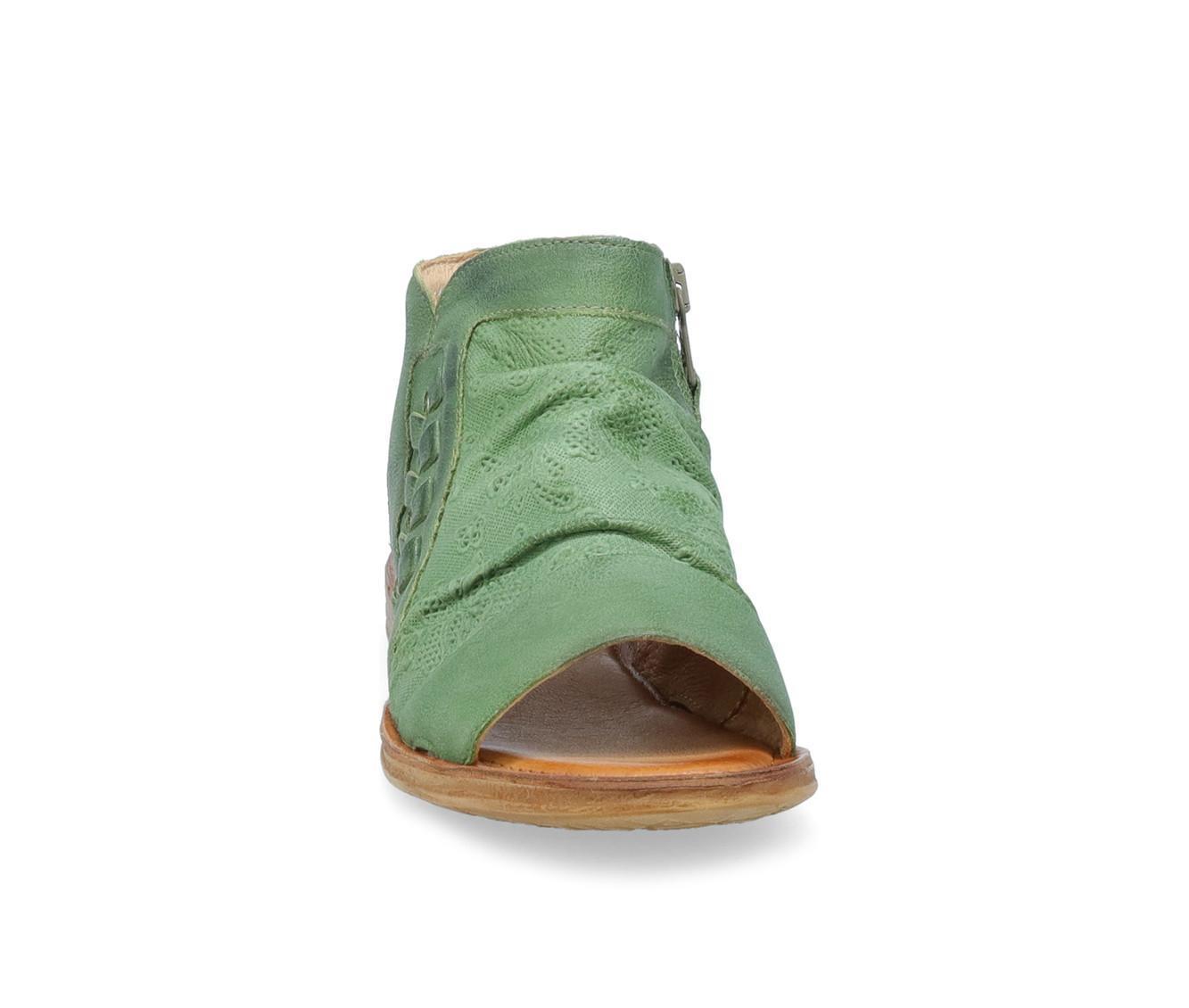 Women's Miz Mooz Flaire Sandals Product Image