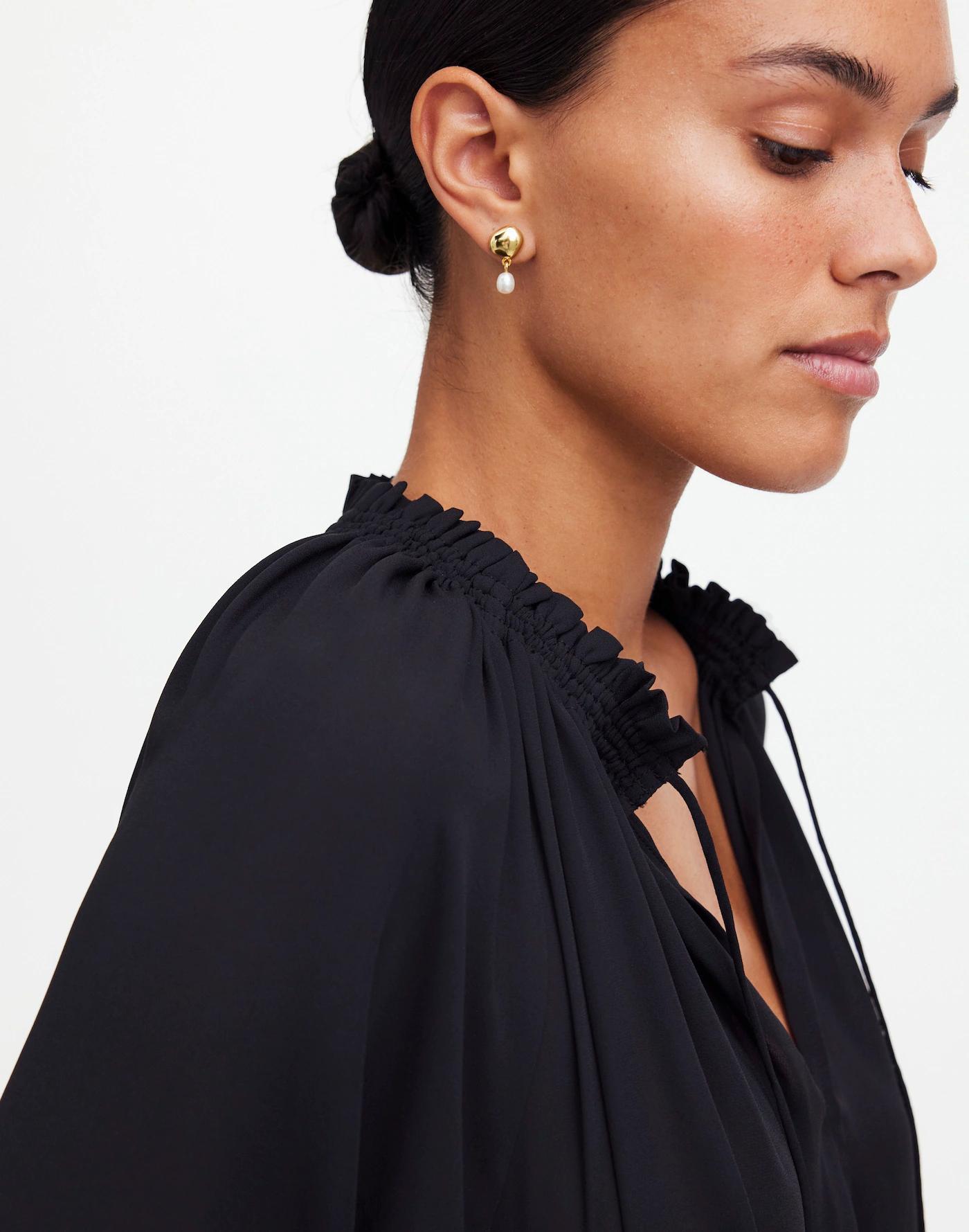 Freshwater Pearl Crop Statement Earring Product Image