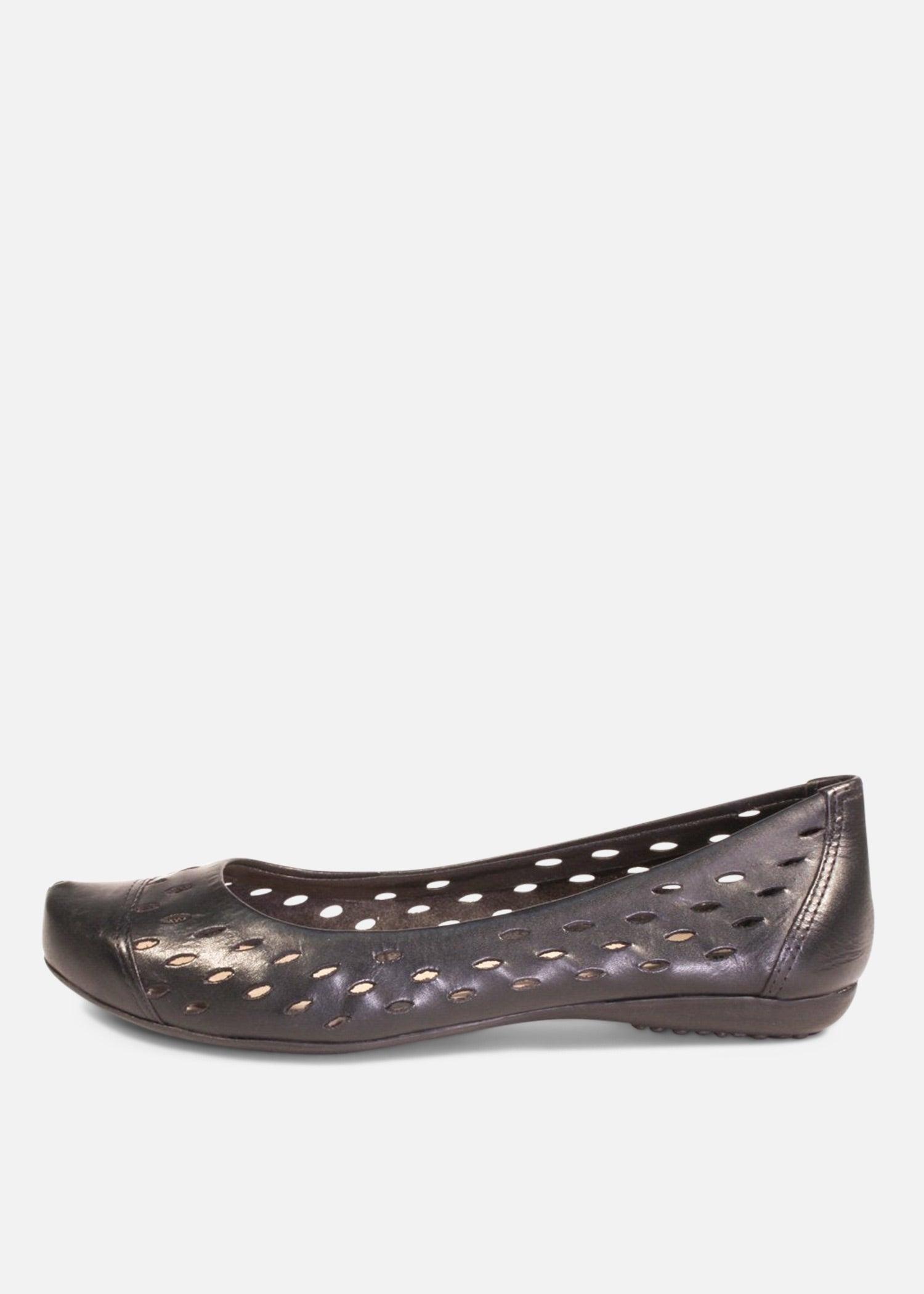 Grand Leather Comfort Flats Product Image