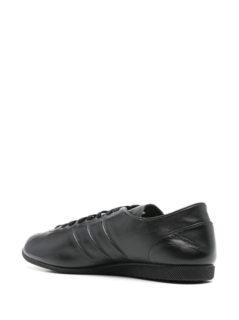 Japan sneakers Product Image